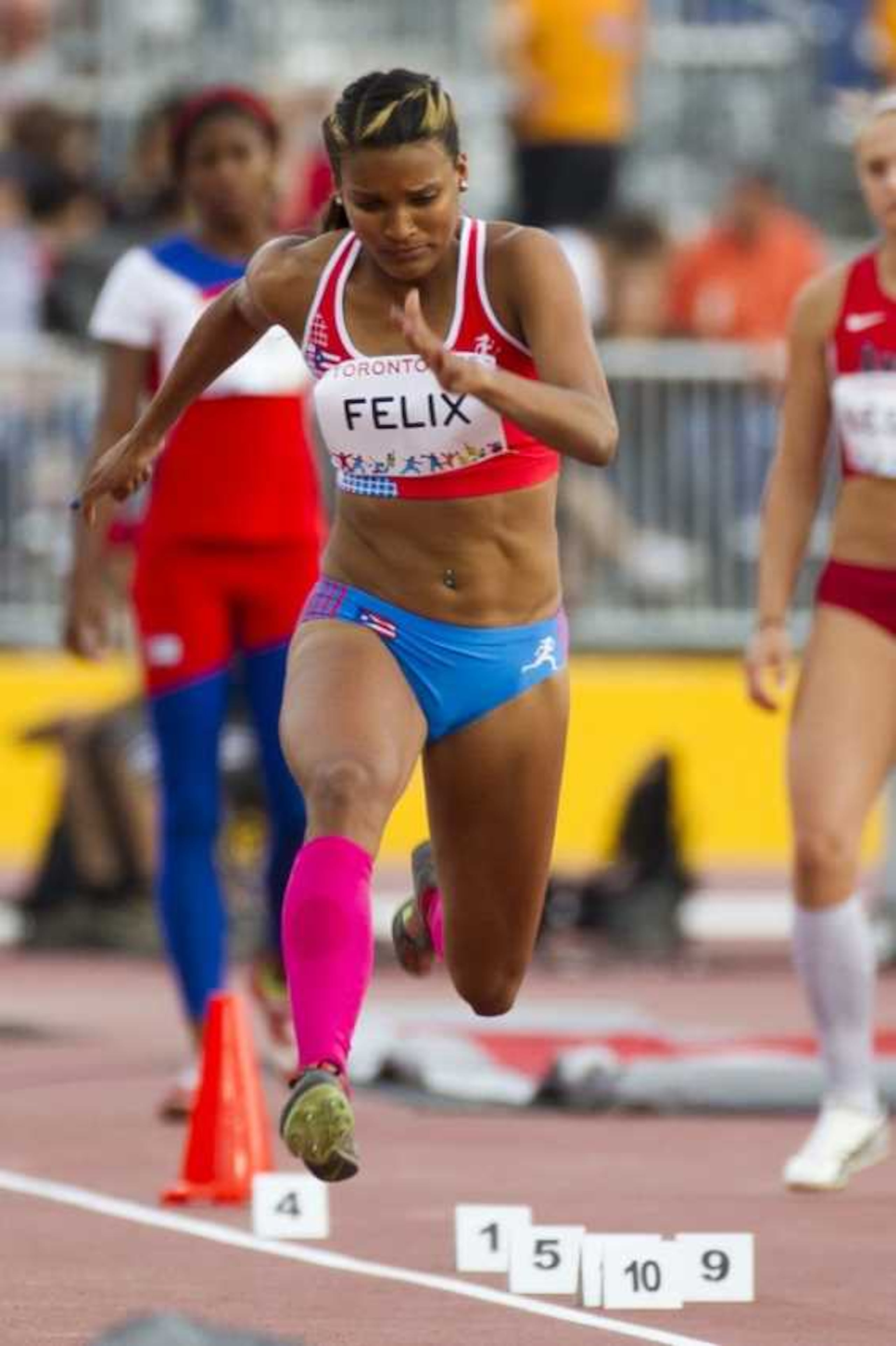 La joven realizó un largo recorrido este año para acumular la marca de 6,124 puntos, que la ubicó como la mejor atleta nacional de la historia.