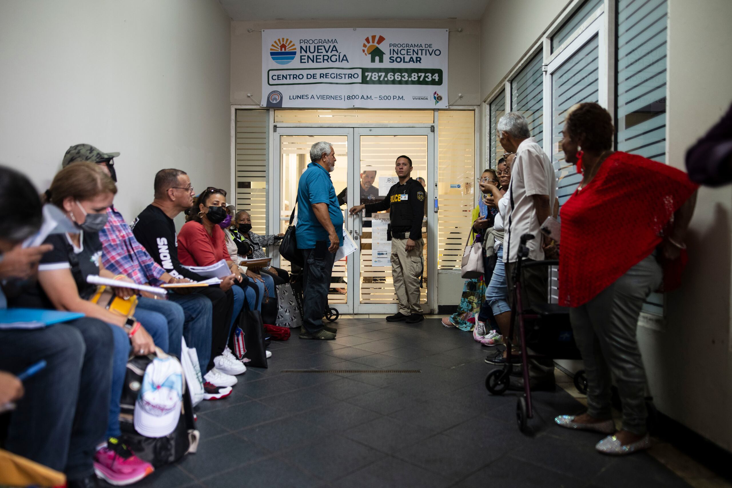 El secretario de la Vivienda atribuyó las críticas de muchas personas que no lograron acceder a los vales, a que “hay una demanda muy grande sobre este tipo de programa que es 100% gratuito”.