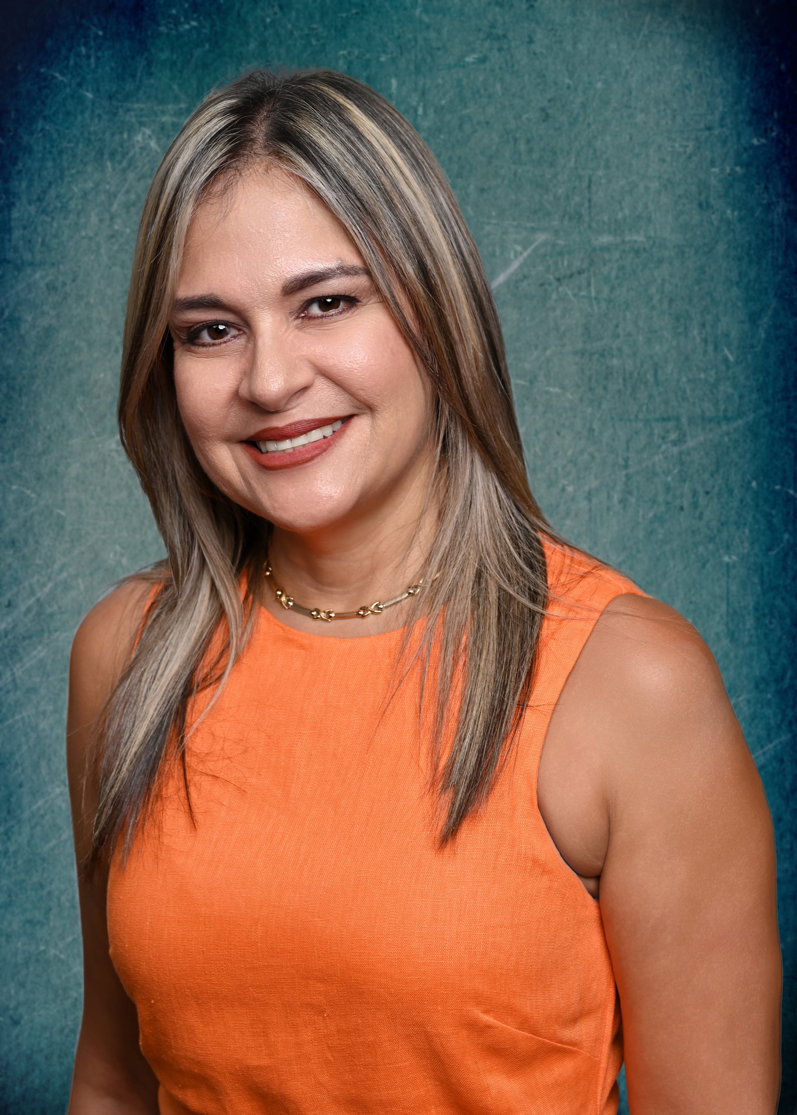 Carmen Ríos Figueroa, Servicios Distinguidos en Educación.