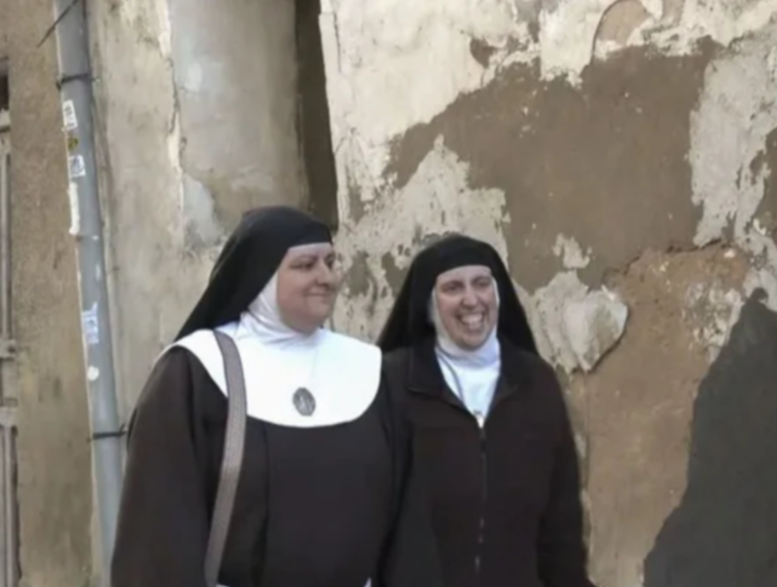 Las monjas Laura García de Viedma y Susana Varo.