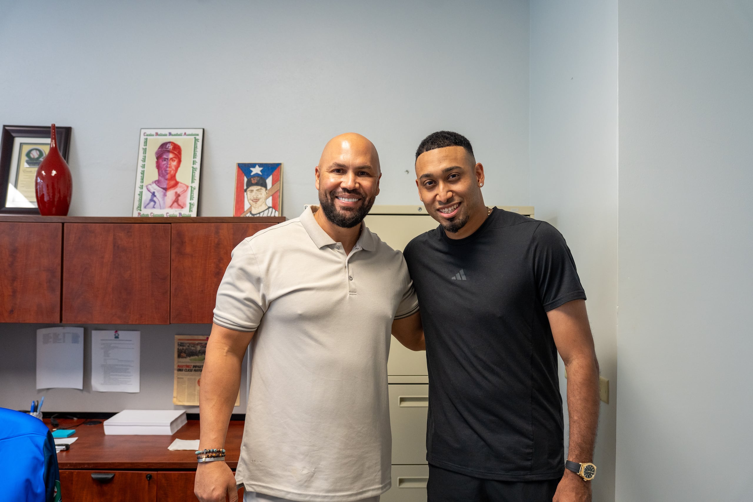 Carlos Beltrán recibió a Edwin Díaz en su academia en el municipio de Florida.