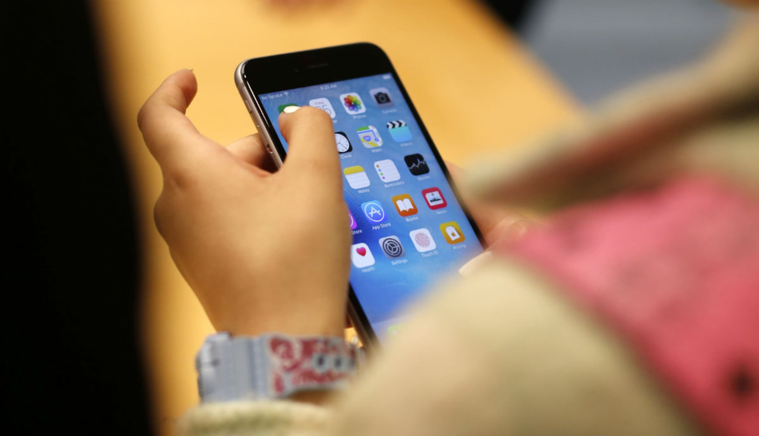 Hay una gran variedad de aplicaciones móviles que te pueden ayudar cuando sales de viaje (AP).