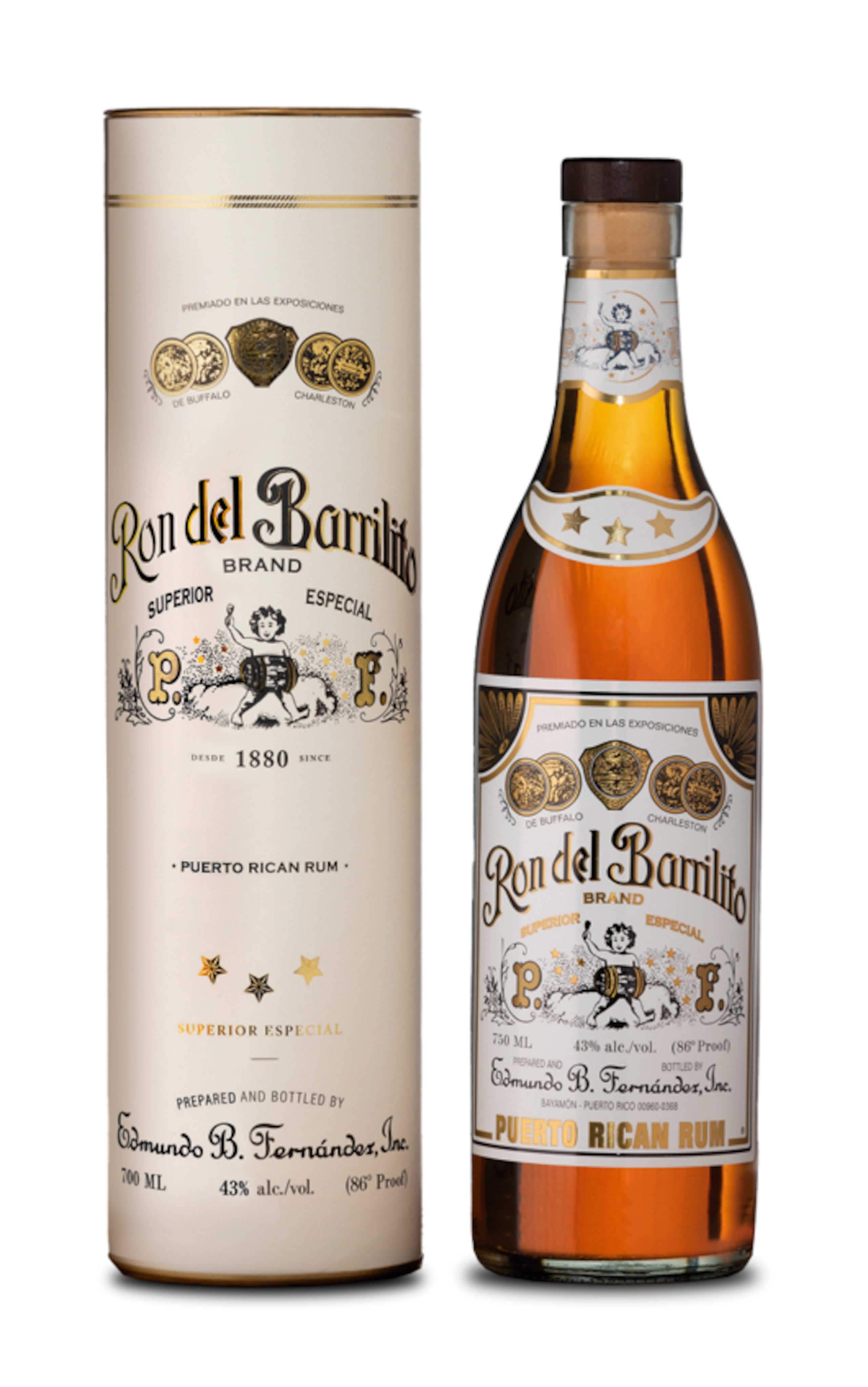 Ron del Barrilito Tres Estrellas es una mezcla única de rones añejados de seis a diez años en barriles certificados de roble de jerez oloroso de principio a fin.