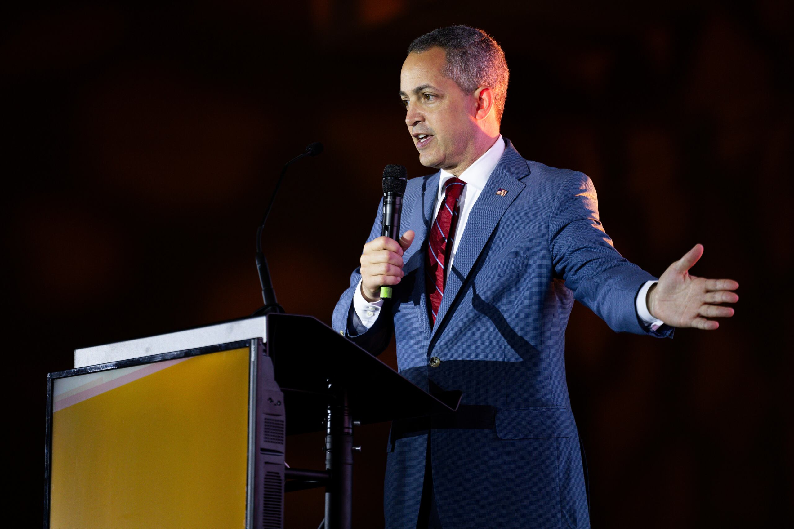 Don Graves, subsecretario del Departamento de Comercio de  Estados Unidos.