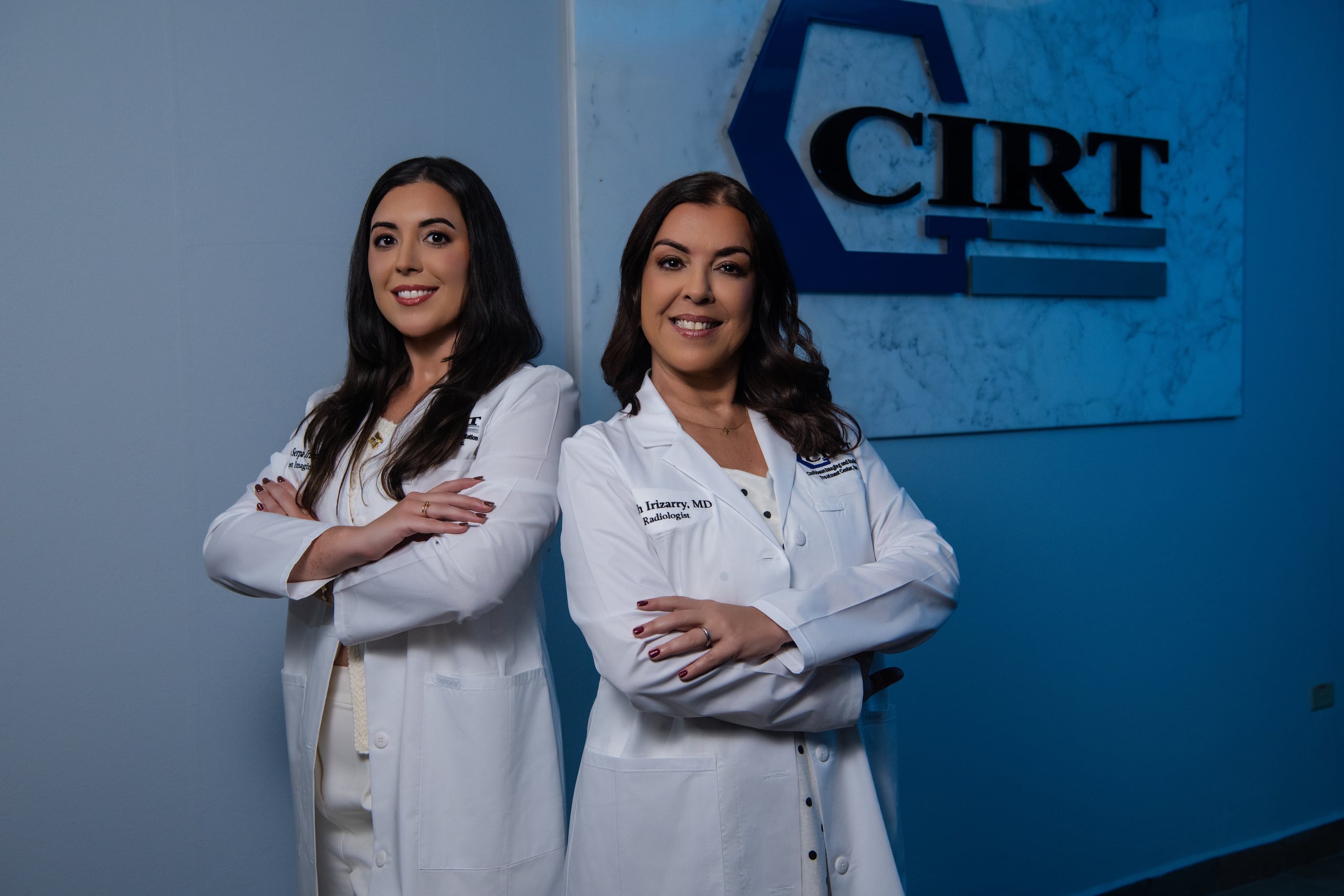 Dra. Alexandra Serpa Irizarry y Dra. Edith Irizarry Toledo.