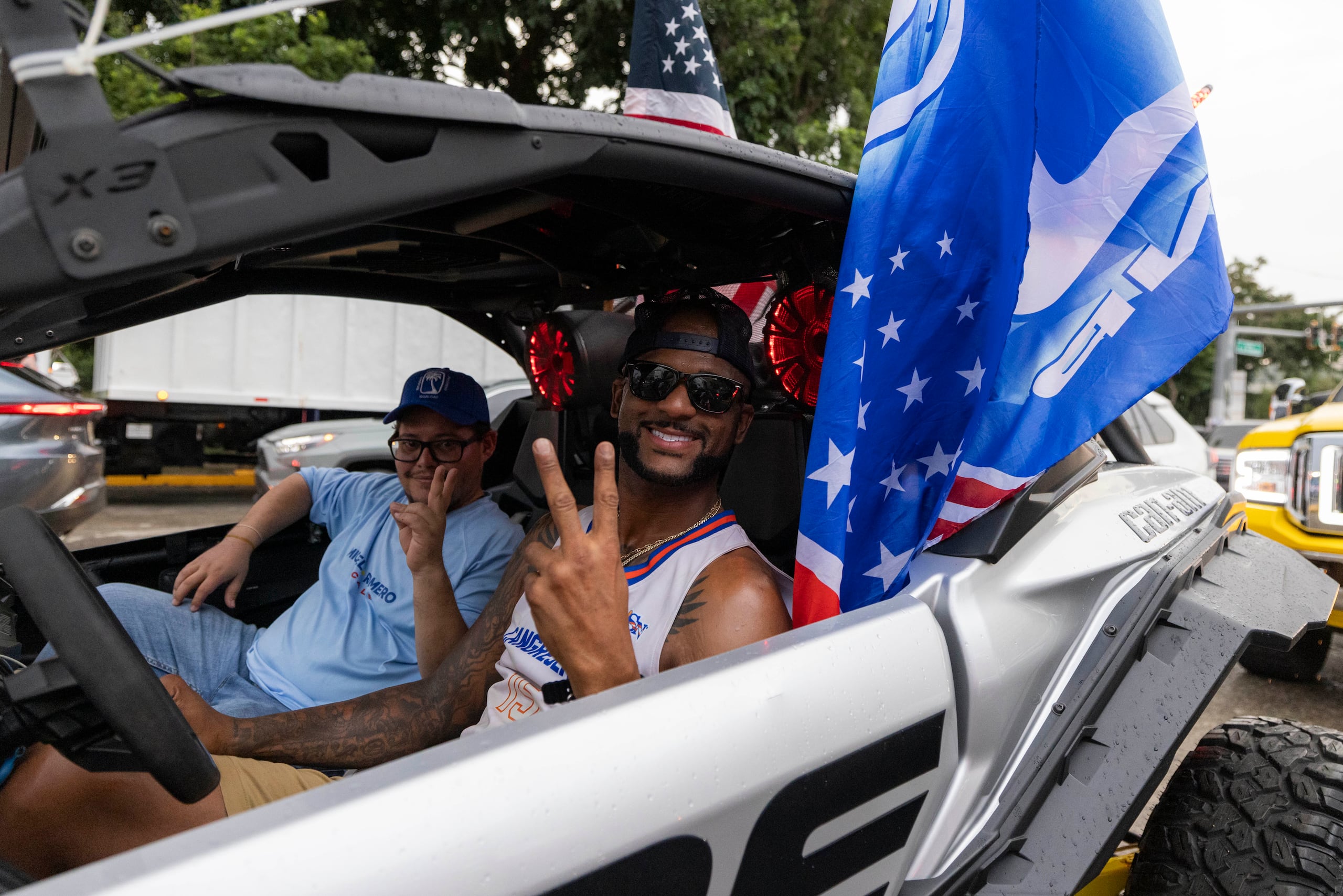 SAN JUAN, PUERTO RICO - NOVIEMBRE 2: El alcalde y candidato a la reelección de la alcaldía de San Juan, Miguel Romero recorre su Municipio en la Caravana denominada ¡Seguimos pa’lante!.
Foto: Alejandro Granadillo
alejandrogranadillo@gmail.com