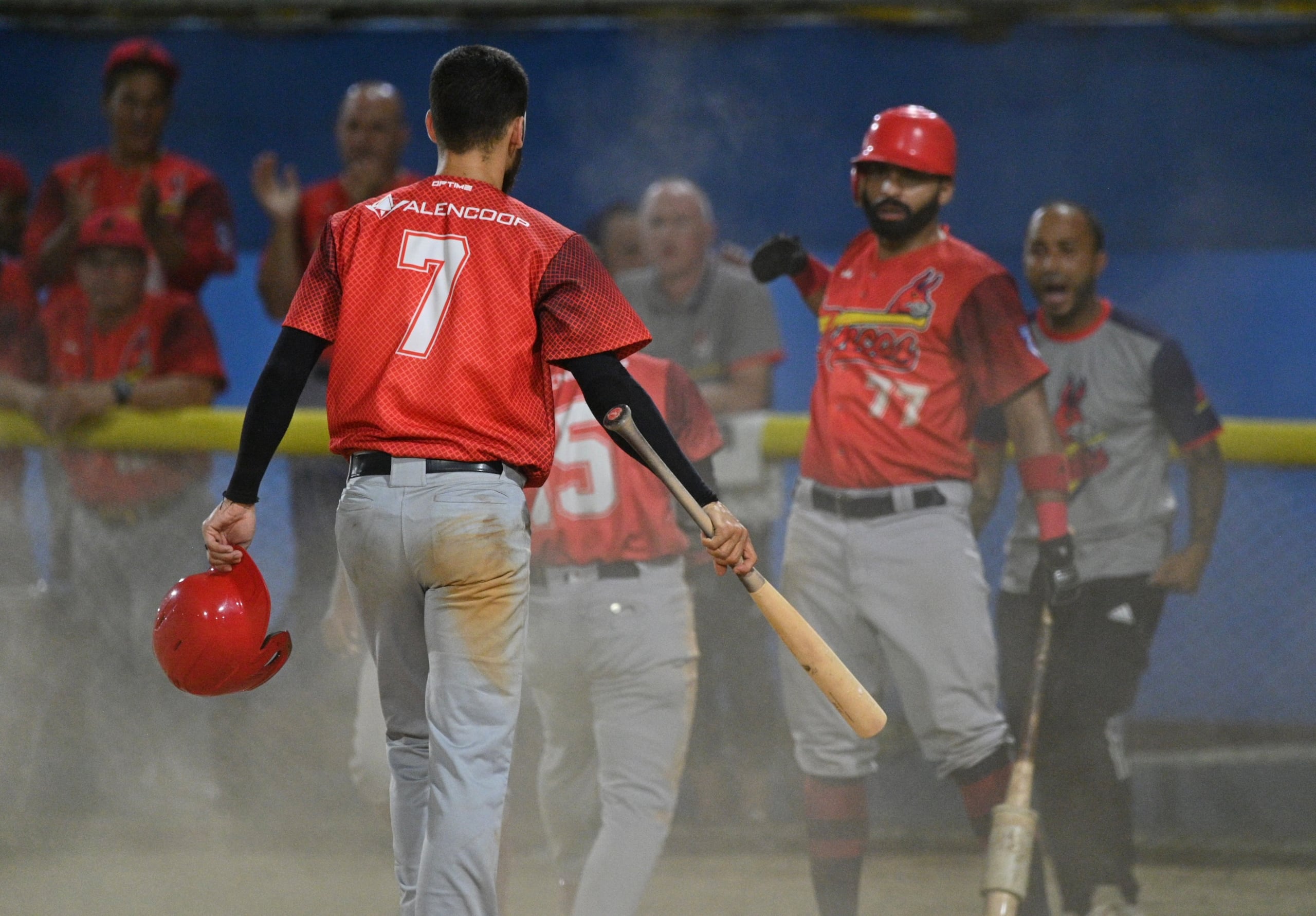 Los Mulos están nuevamente en control de la serie luego de haber perdido dos partidos corridos.