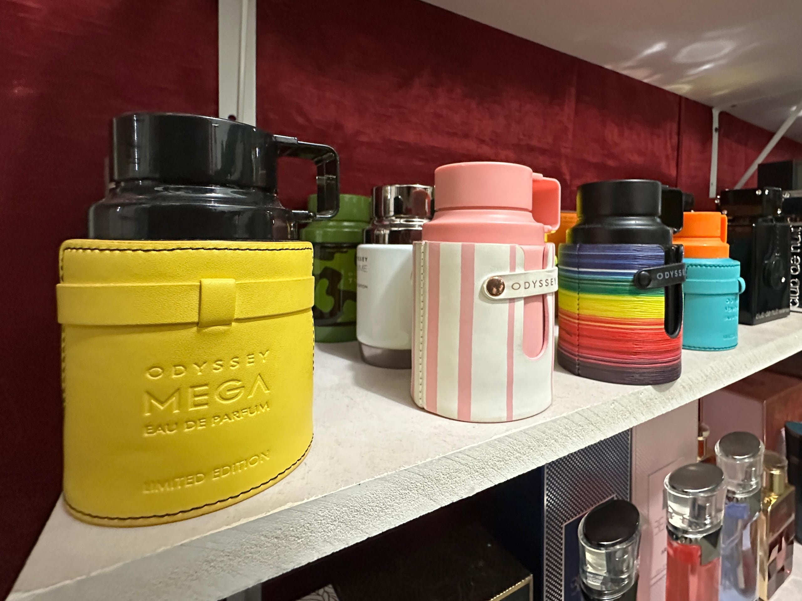 Se espera que la perfumería del Mediano Oriente y África del Norte experimente un crecimiento robusto, pudiendo alcanzar un valor de $5,400 millones para 2032.