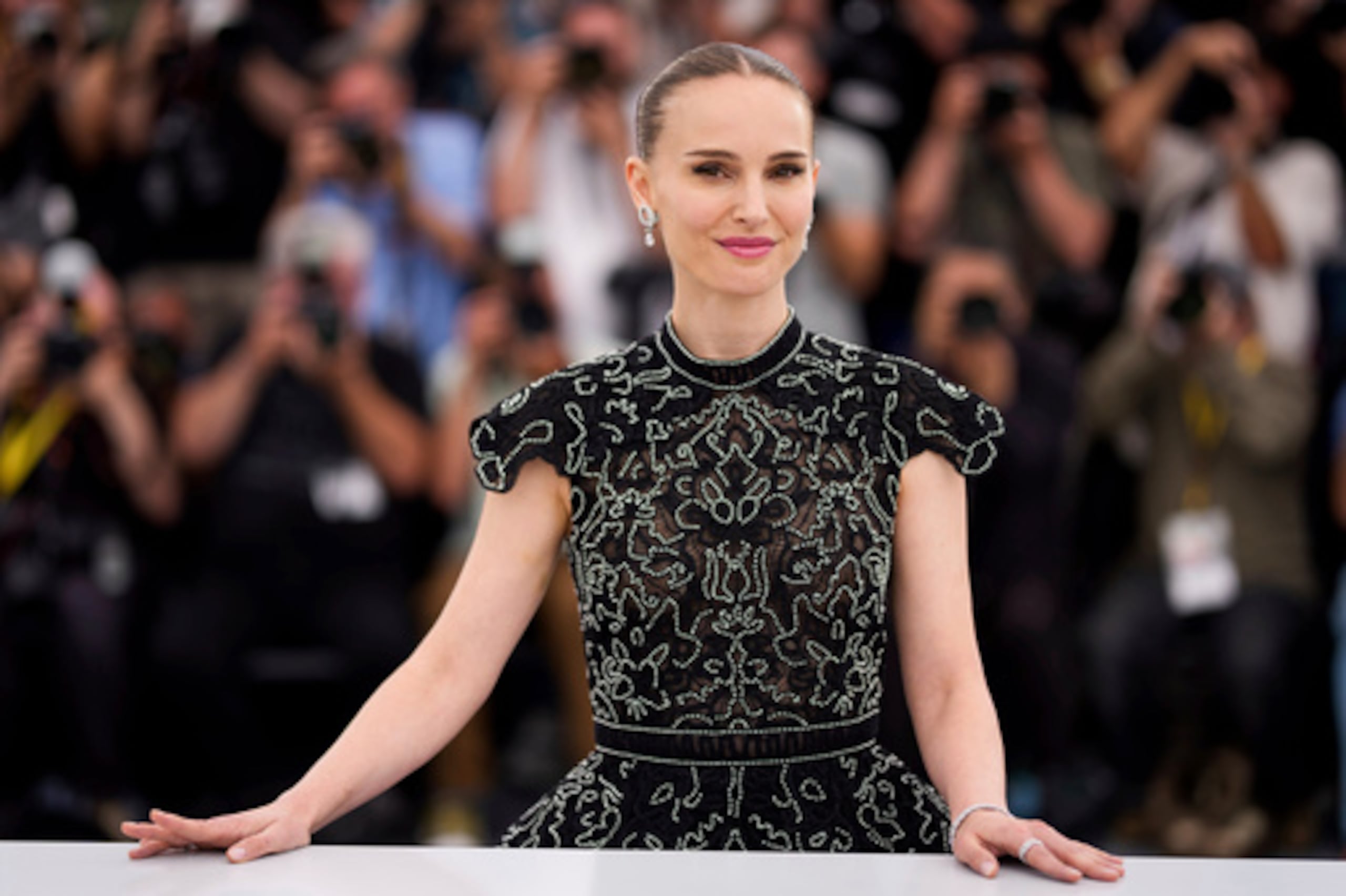 La estrella de Marvel aseguró que su embarazo estaba siendo una experiencia más “tranquila” y añadió que valora cada instante.