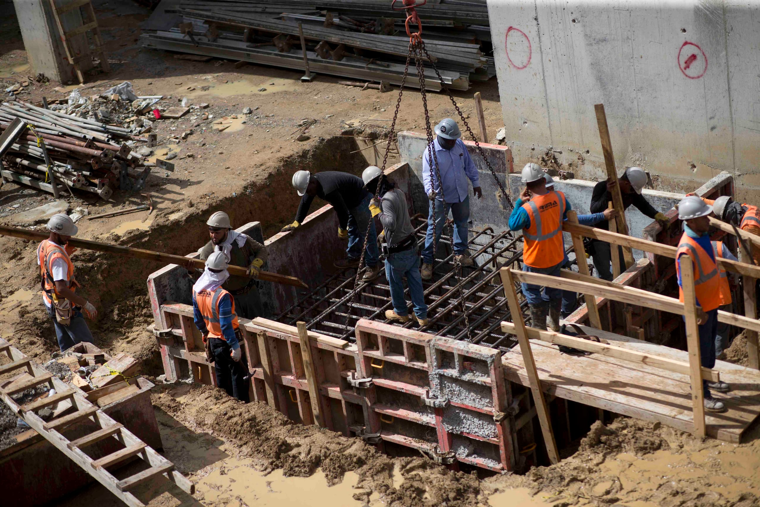 Una construcción en el área de San Juan. (GFR Media)
