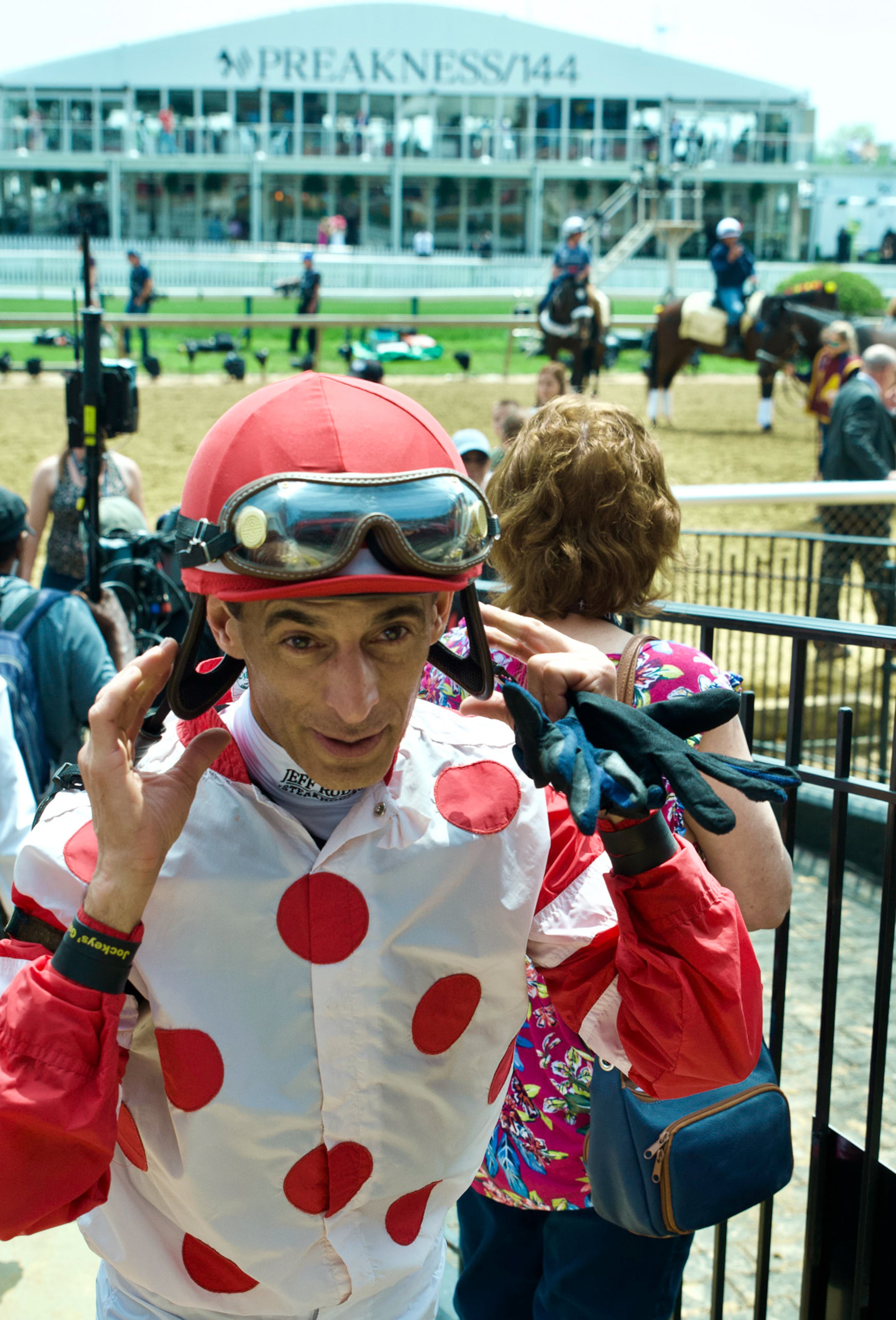 John Velázquez es uno miembro del Salón de la Fama del Hipismo en Estados Unidos.