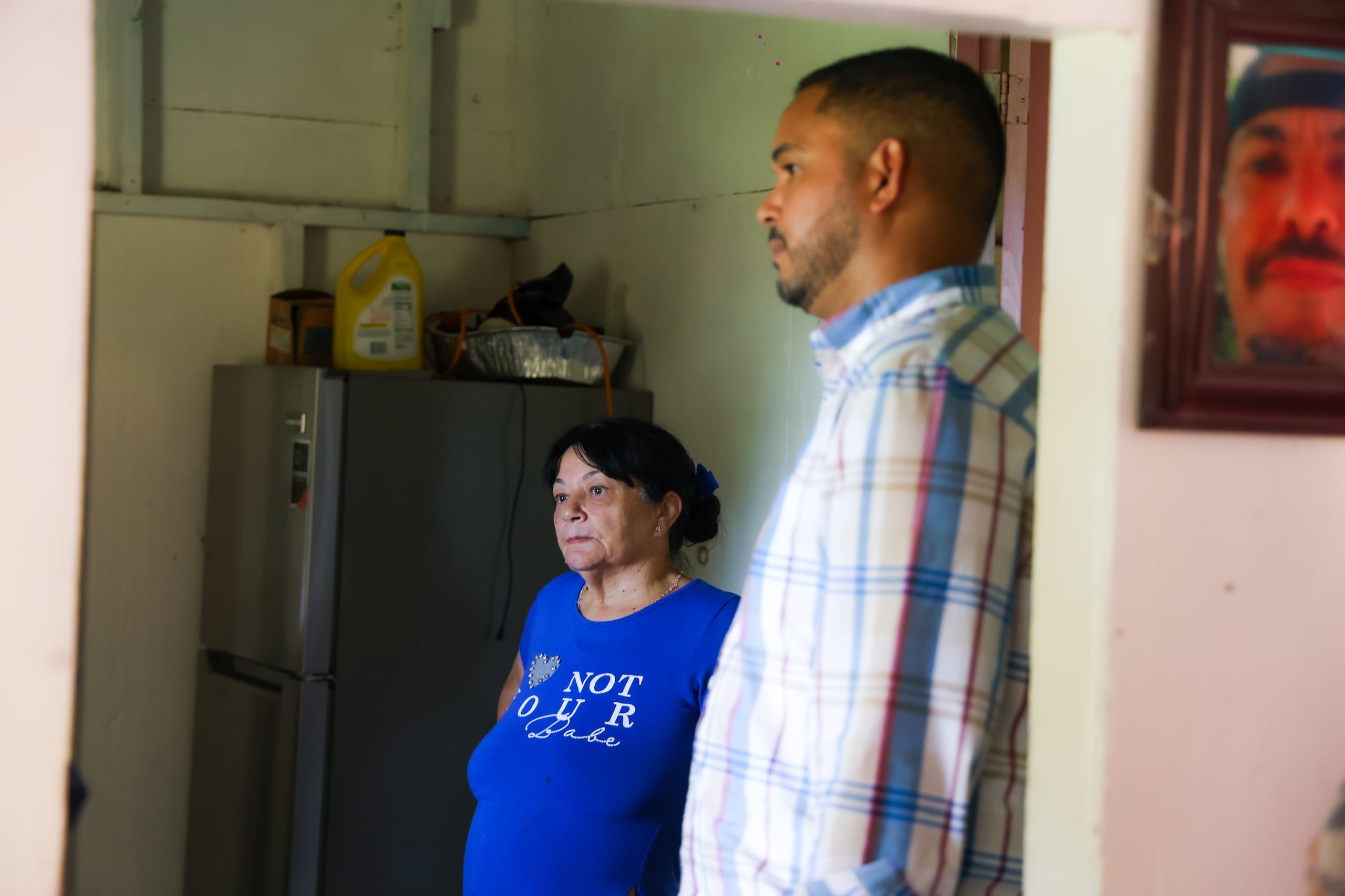 Doña Carmen Román Cruz y el alcalde Josean González Febres.