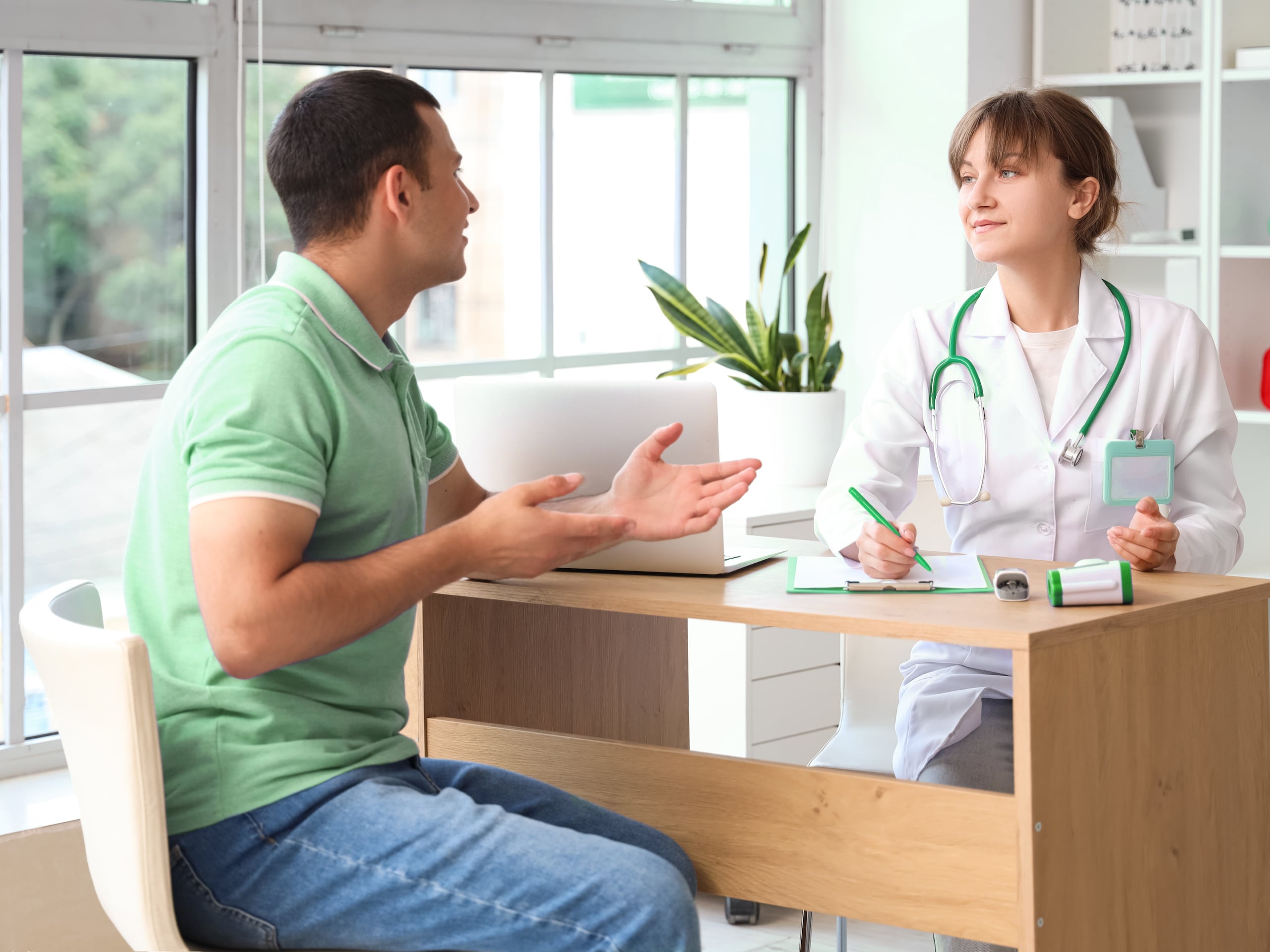 Si bien el VIH es una enfermedad que puede afectar a cualquier persona, con la información y las medidas de prevención adecuadas, se puede reducir el riesgo de contraer el virus y vivir una vida plena y saludable.