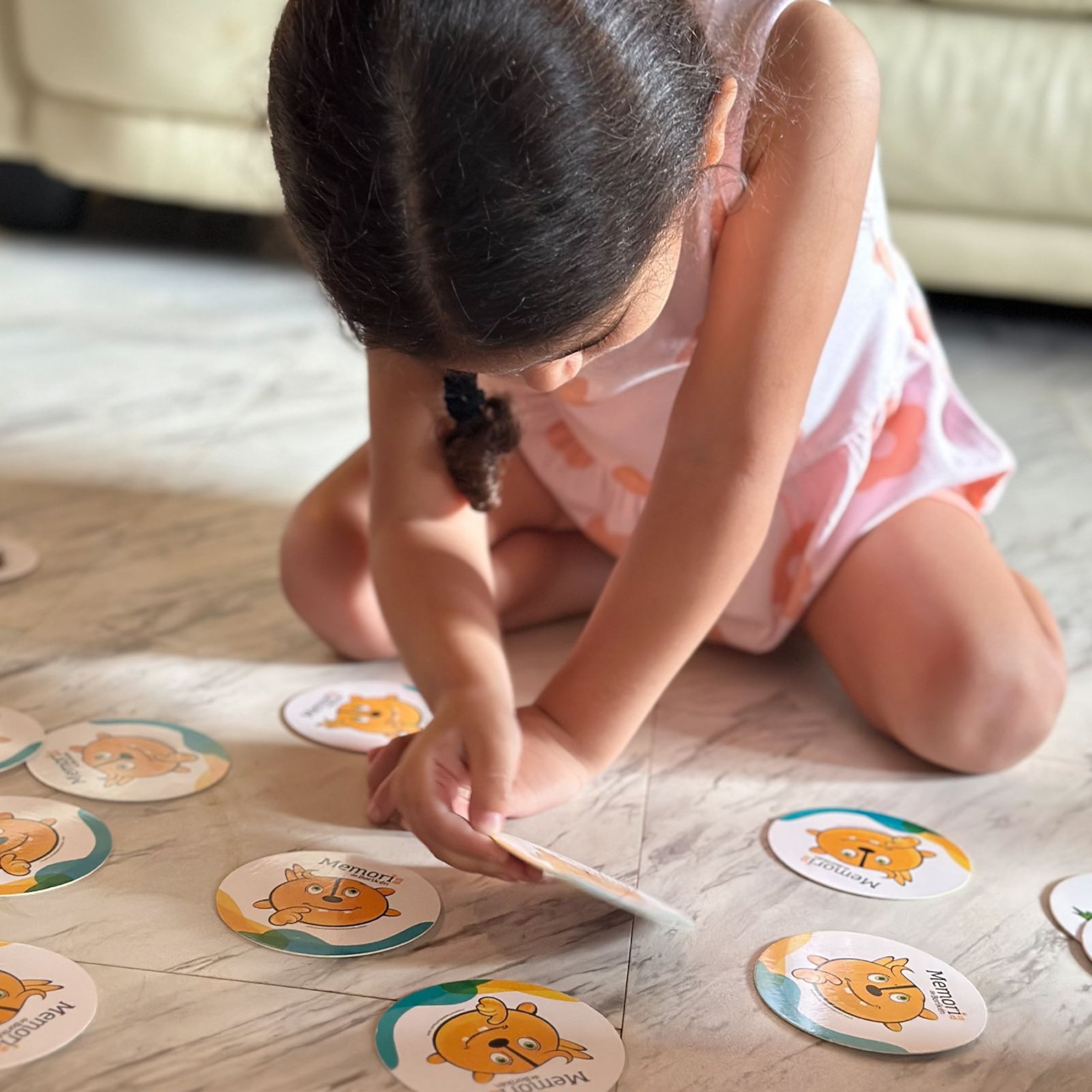Es ideal para niños de 3 años en adelante y adultos.