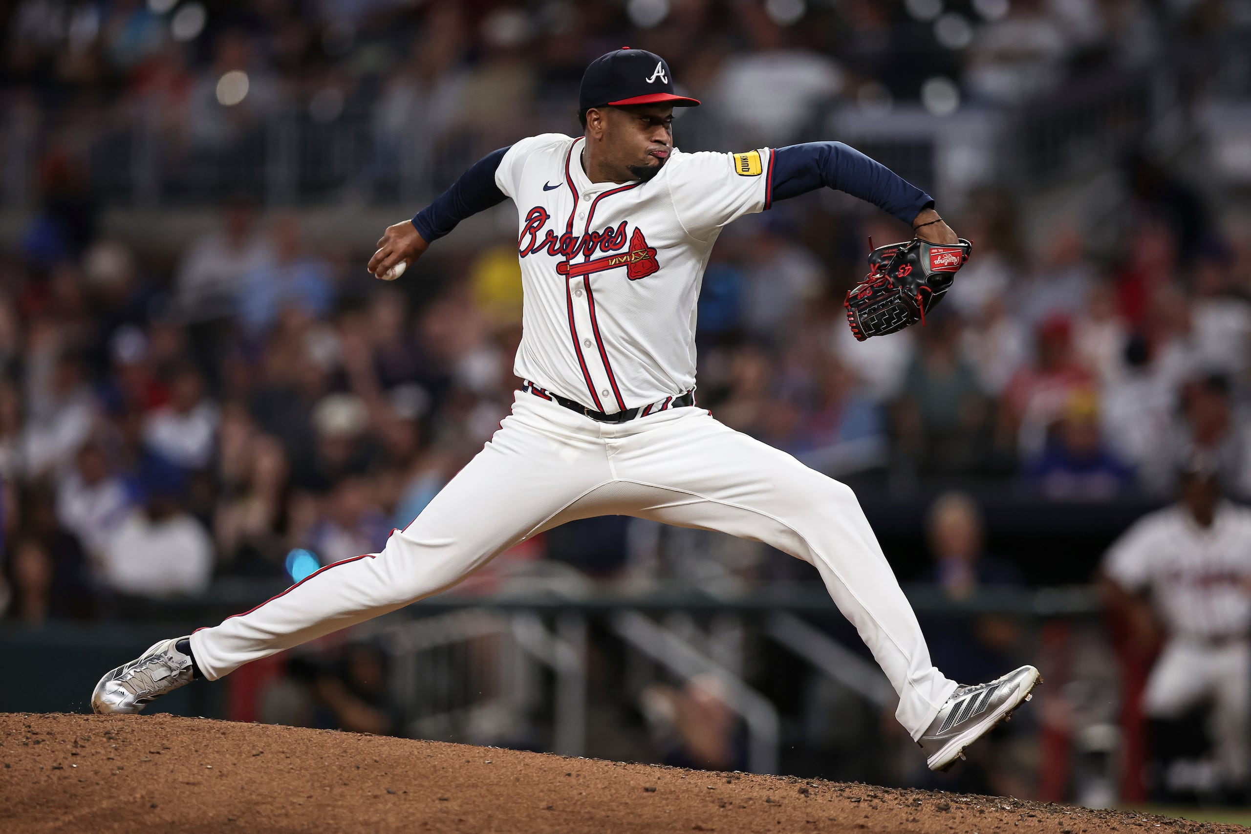 Alexis Díaz en uniforme de los Braves de Atlanta durante la pasada temporada de las Grandes Ligas.