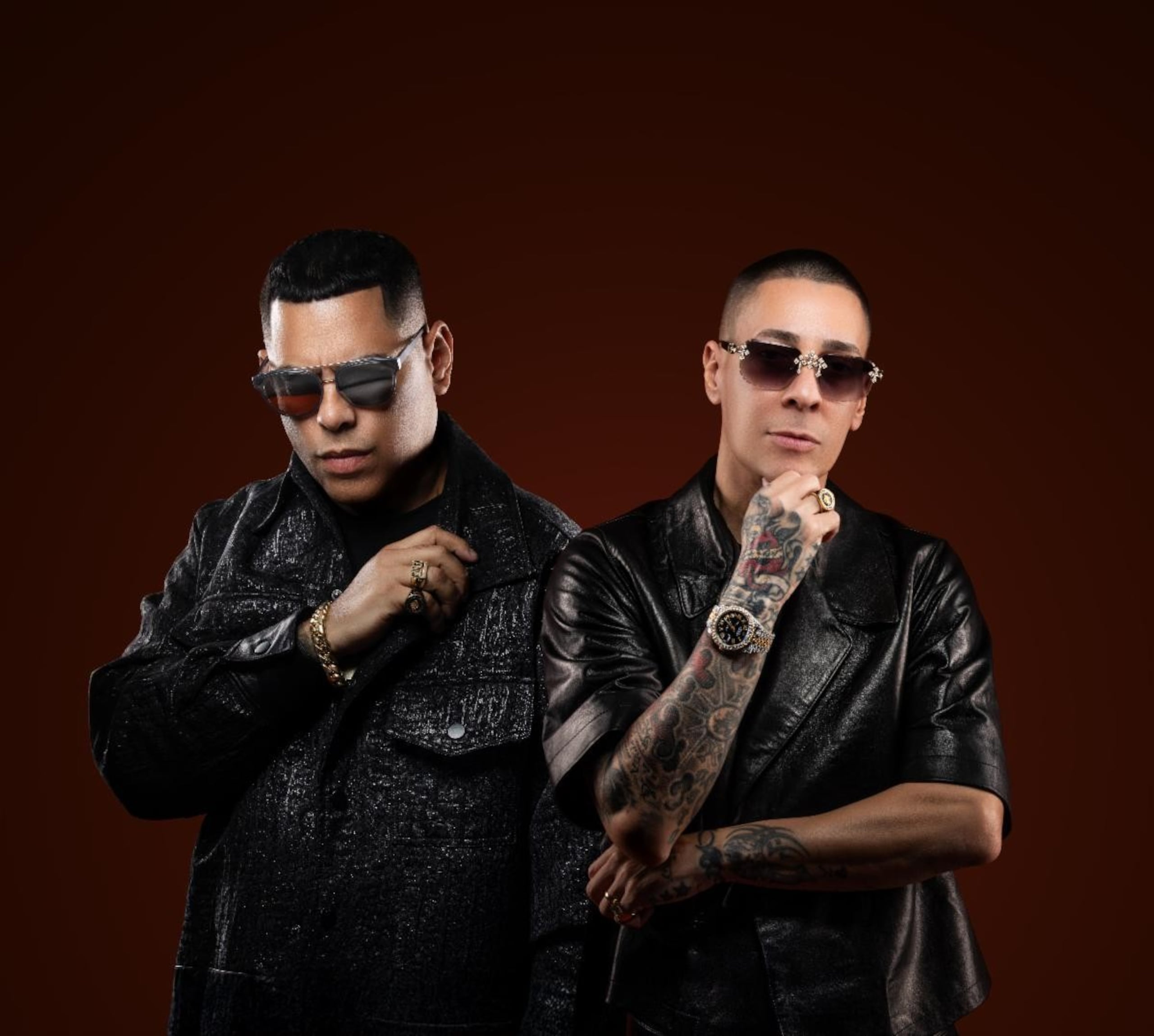 Entre los logros de ambos se incluye el reconocimiento como Artista ‘Latin Rhythm’ del Año, Duo o Grupo” en los Premios Billboard de la Música Latina.