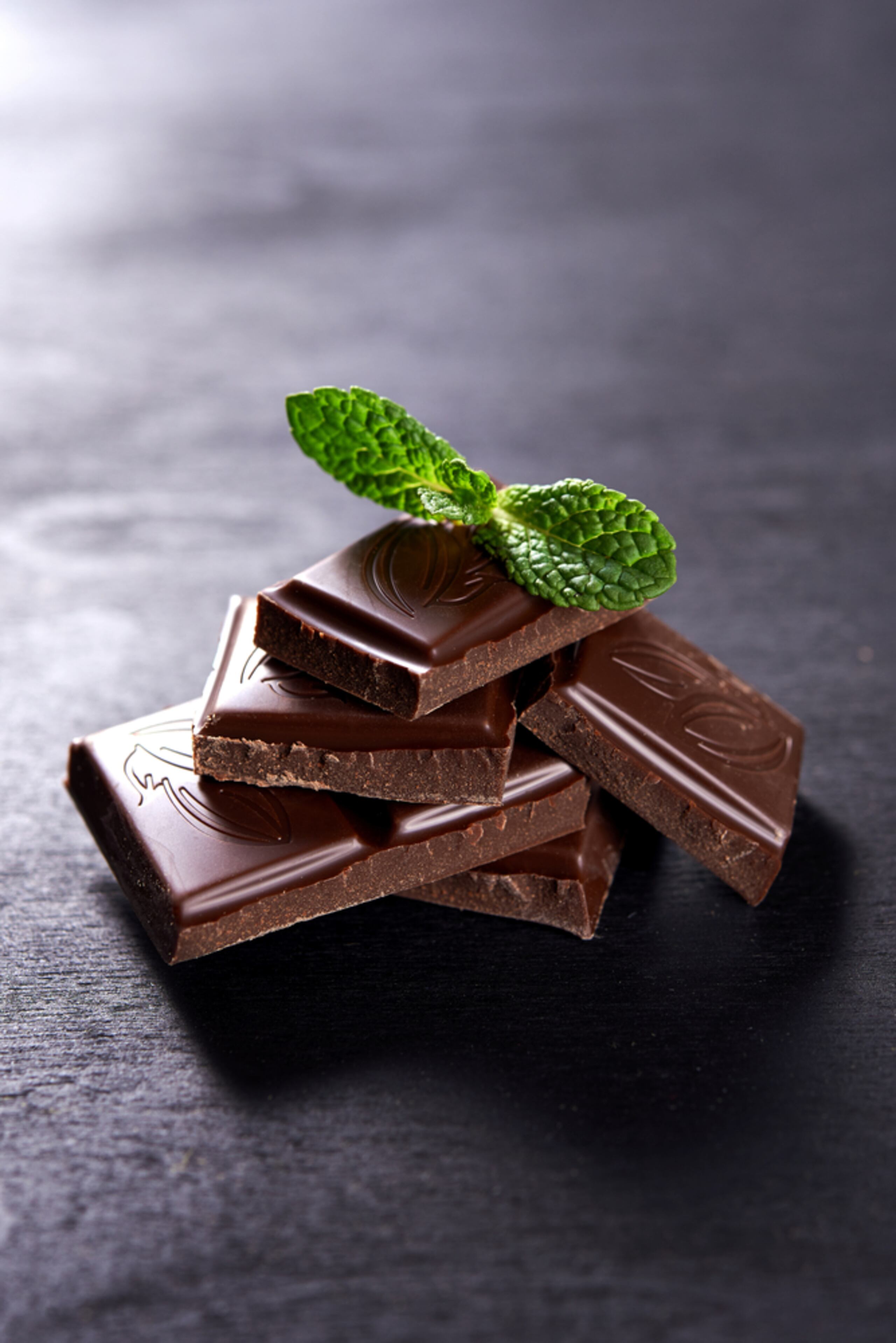 El tipo de cacao, el modo de producción, la fermentación y secado o el proceso de tueste son algunos de los factores que hacen que cada chocolate tenga unas características distintas.