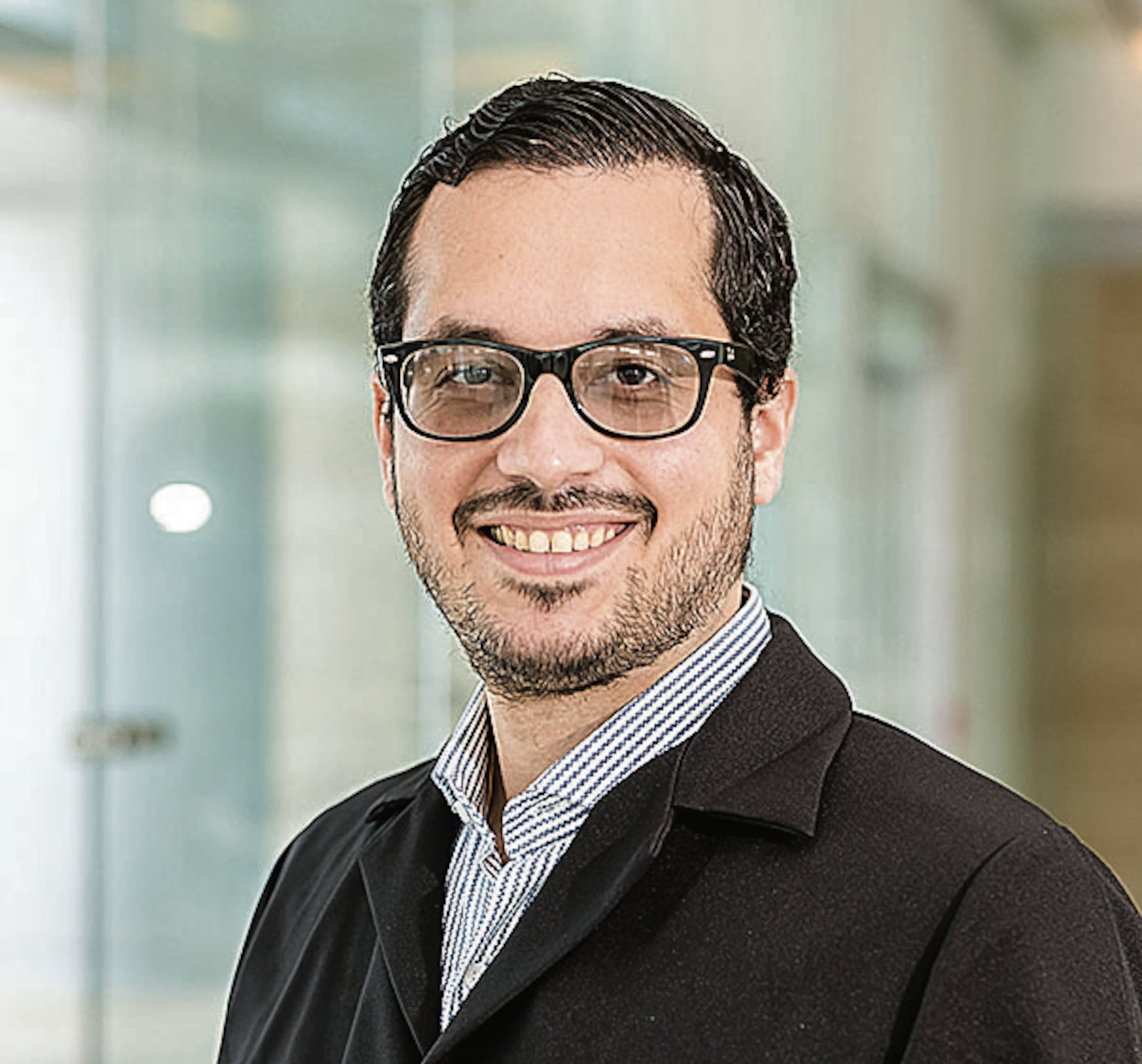 Dr. Keven Laboy-Juárez