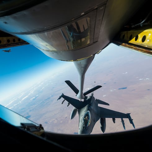 FOTOS: Así es el avión cisterna de Estados Unidos que se estrelló en Irak