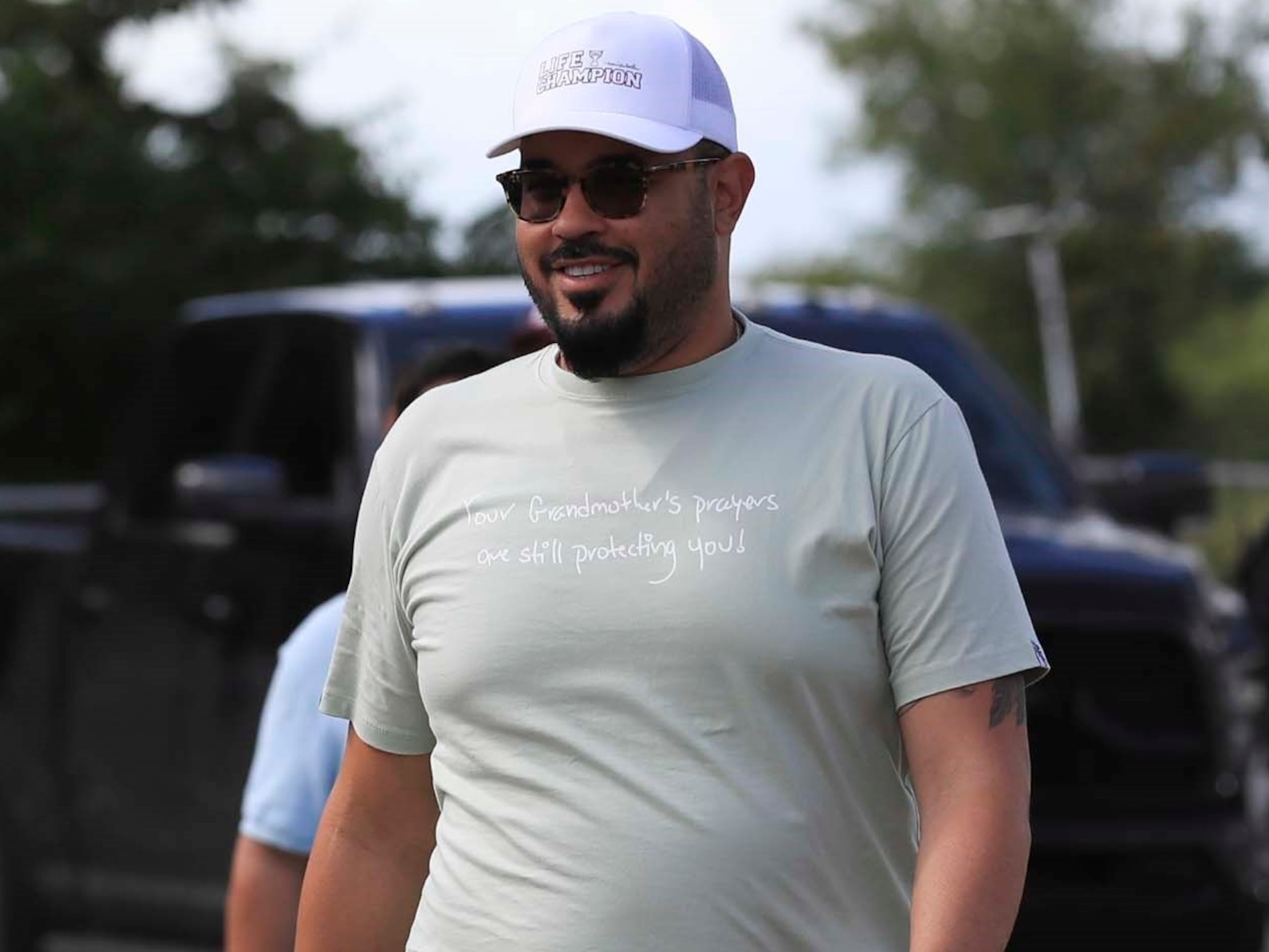 Raphy Pina en imagen de enero cuando llevó ayuda a damnificados por el terremoto en Guayanilla. (GFR Media)