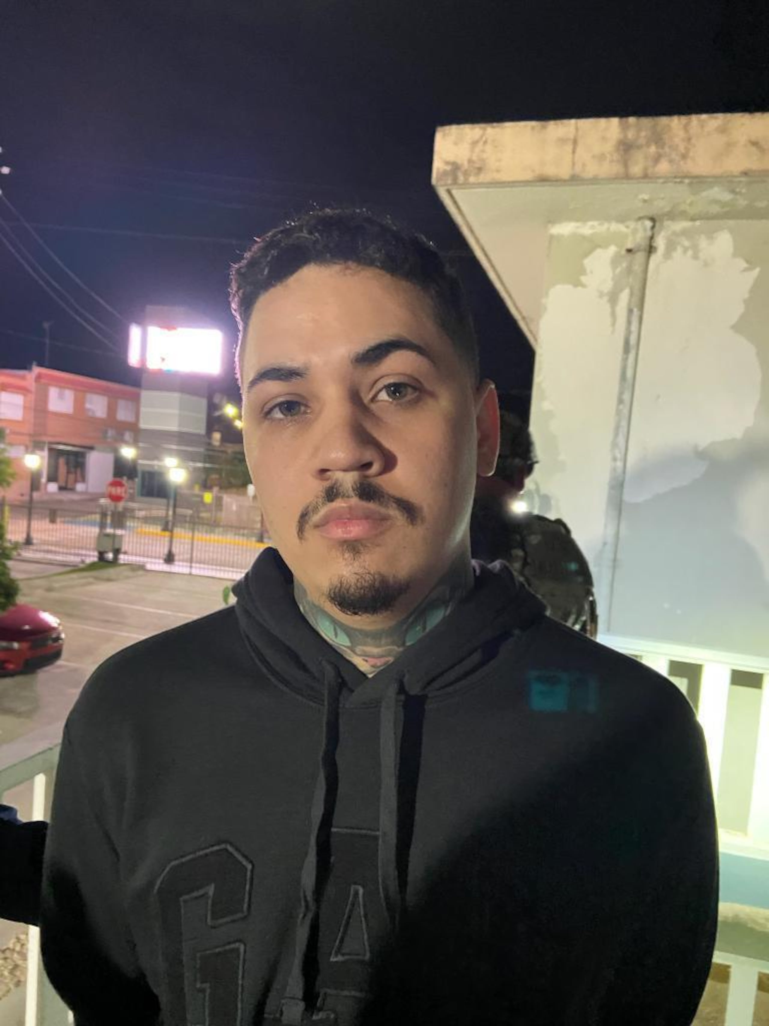 Reyes Vázquez fue arrestado en una residencia de la calle Acosta de Manatí.