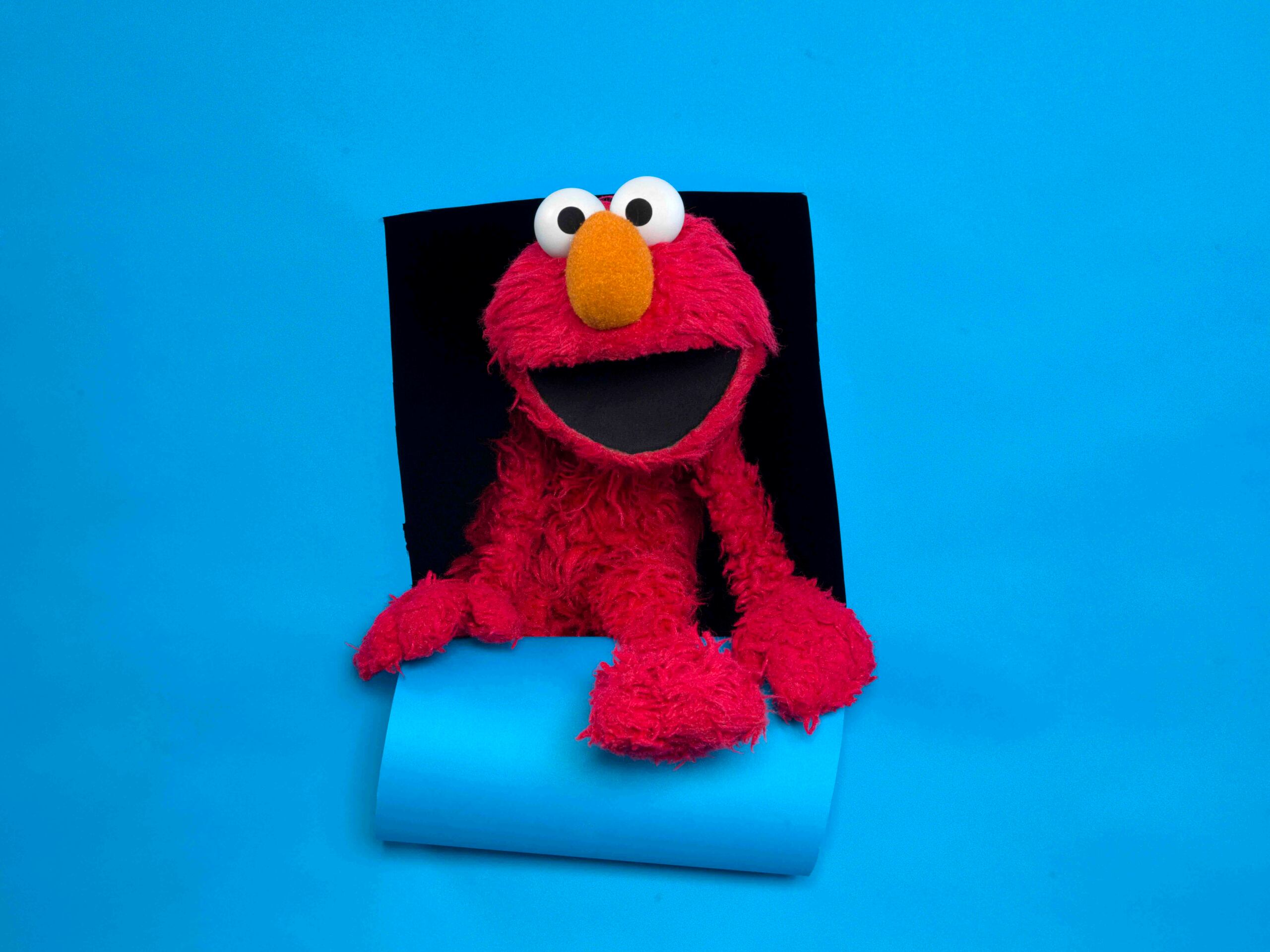 El vídeo del despido de Elmo es una parodia ante los recortes ordenados por Donald Trump. (AP)