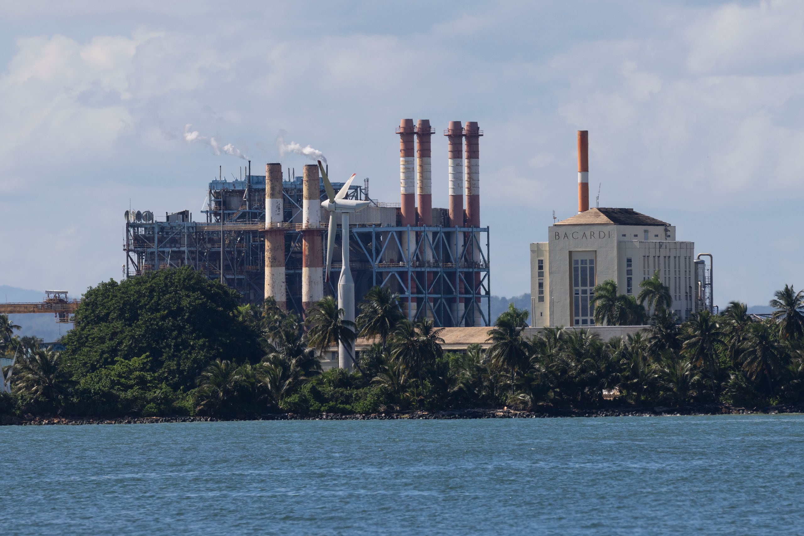 En la localidad se encuentra una de las plantas generatrices más importantes de energía, Palo Seco. (Archivo / GFR Media)