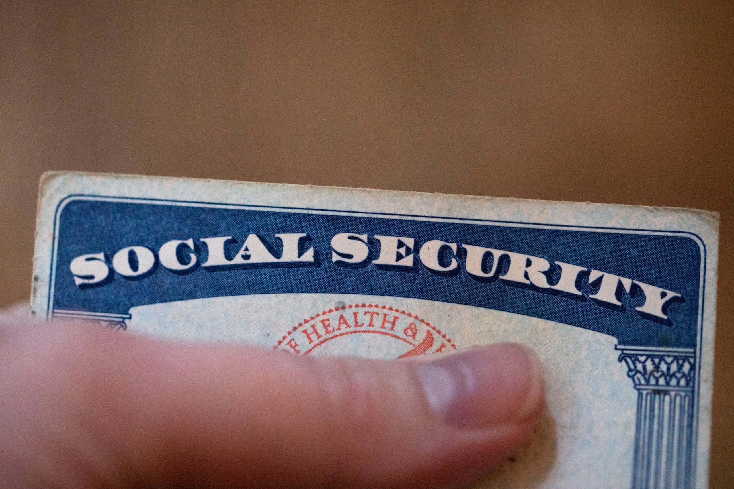 Una tarjeta del Seguro Social, el 12 de octubre de 2021, en Tigard, Oregon.