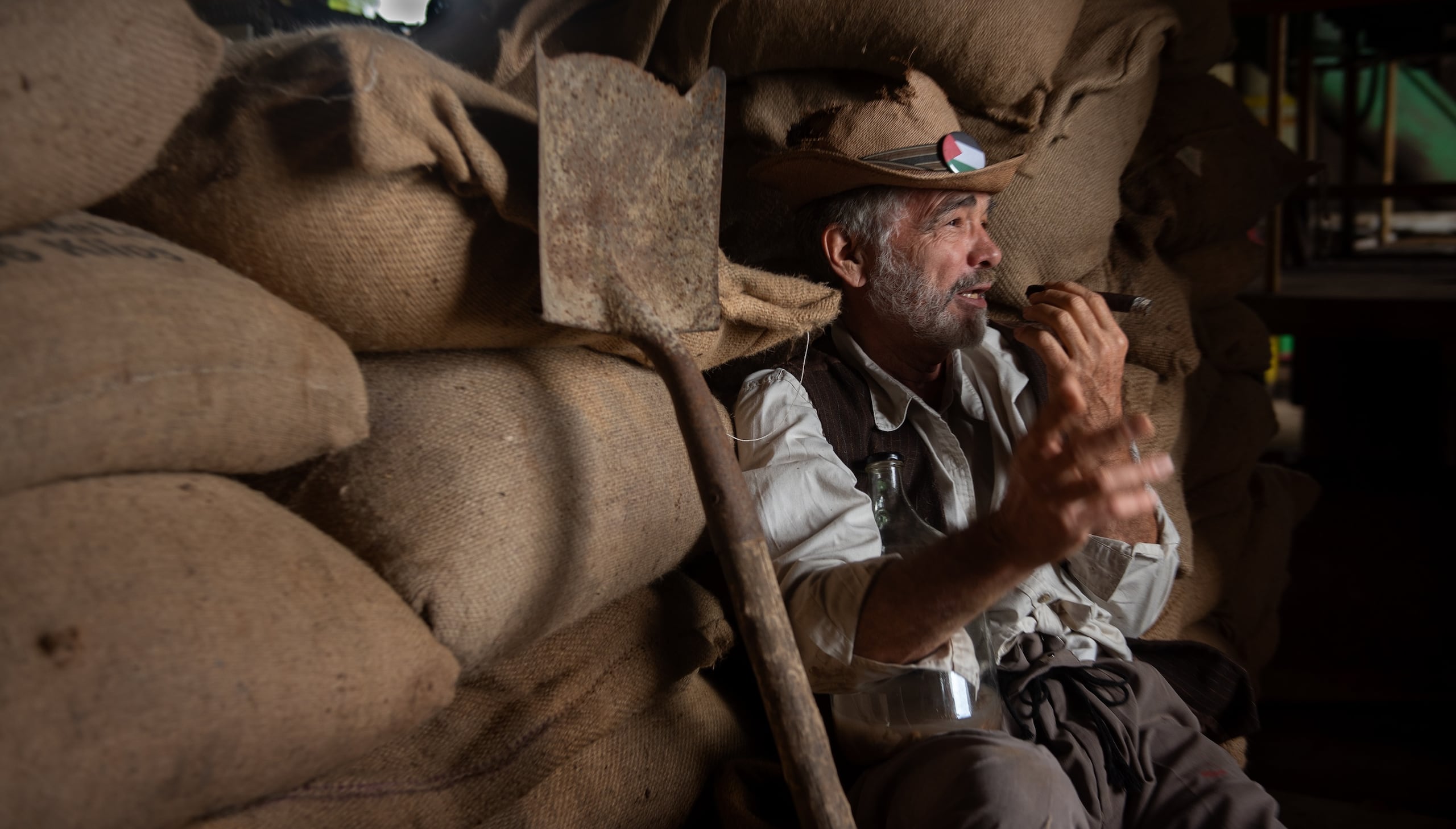 Teófilo Torres revive al conocido sepulturero y trovador en su nueva comedia que presentará este fin de semana.