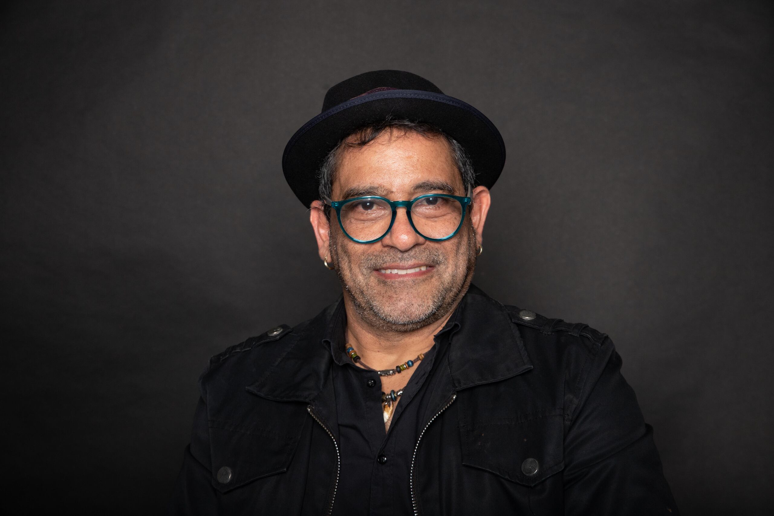 El cantautor Mikie Rivera