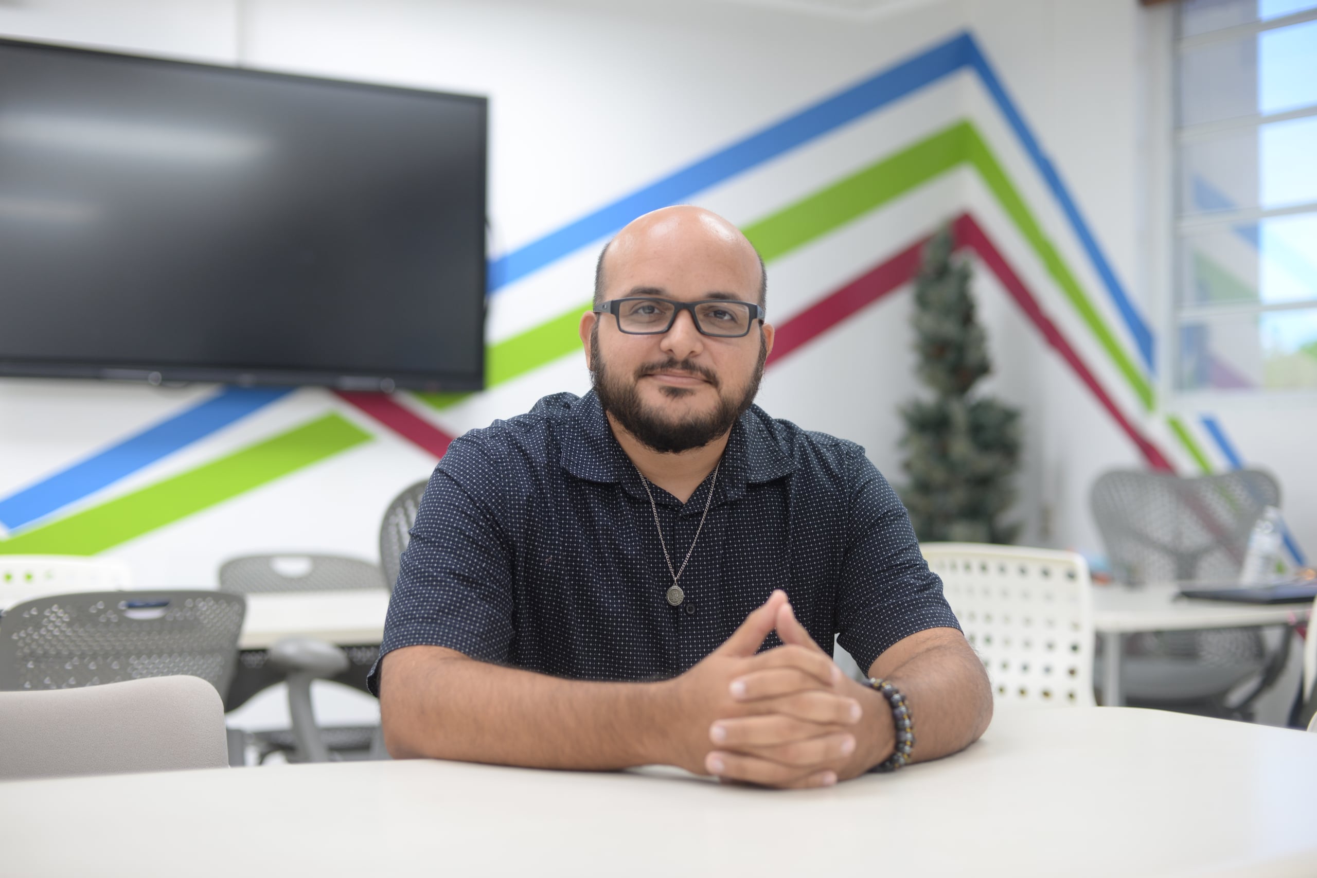 Joel Rodríguez, creador y propietario de la empresa de videojuegos, Gamestorme.