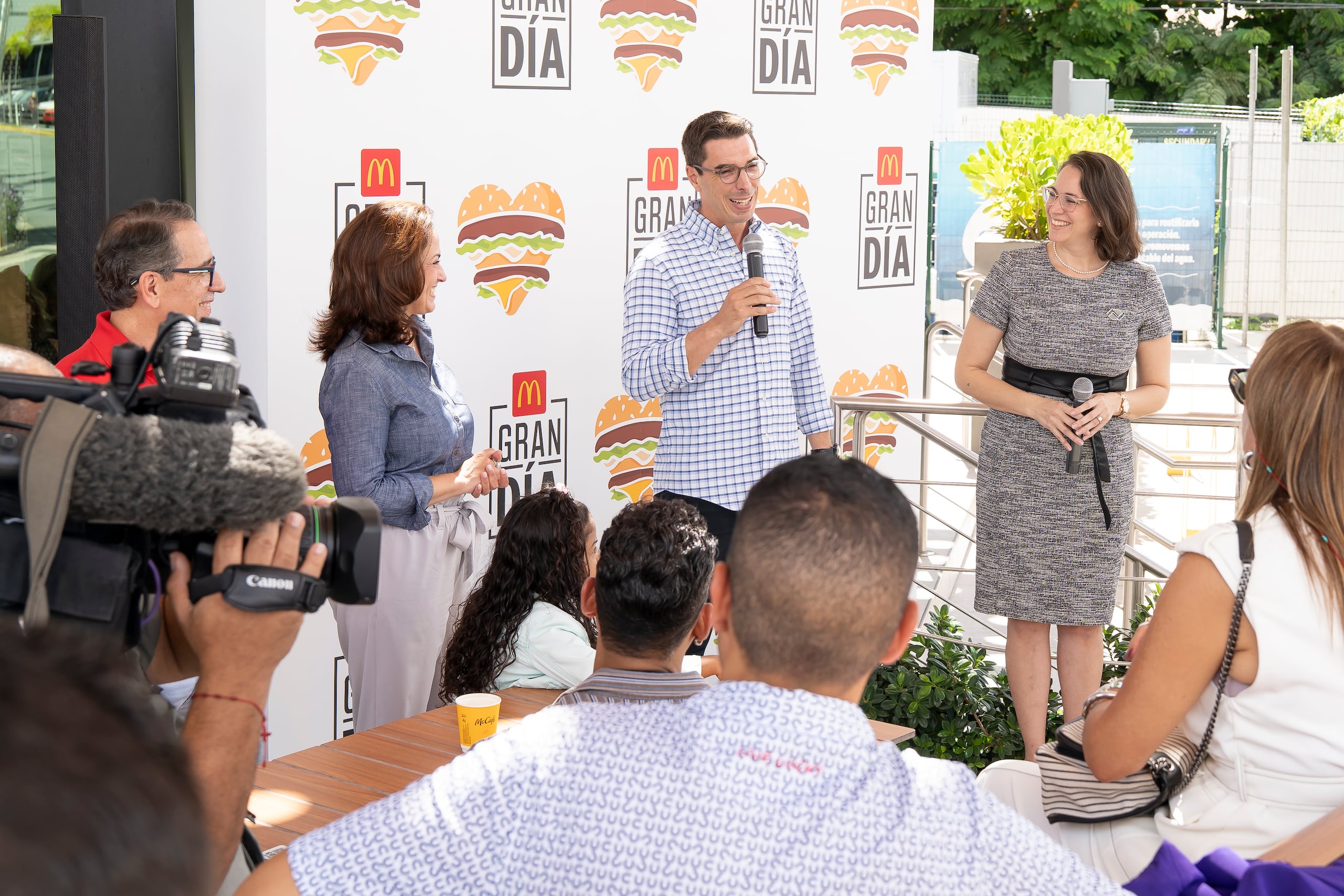 Durante esta jornada, todos los restaurantes de la cadena en la isla se unirán a este esfuerzo que, en años anteriores, ha demostrado el poder de la colaboración comunitaria.