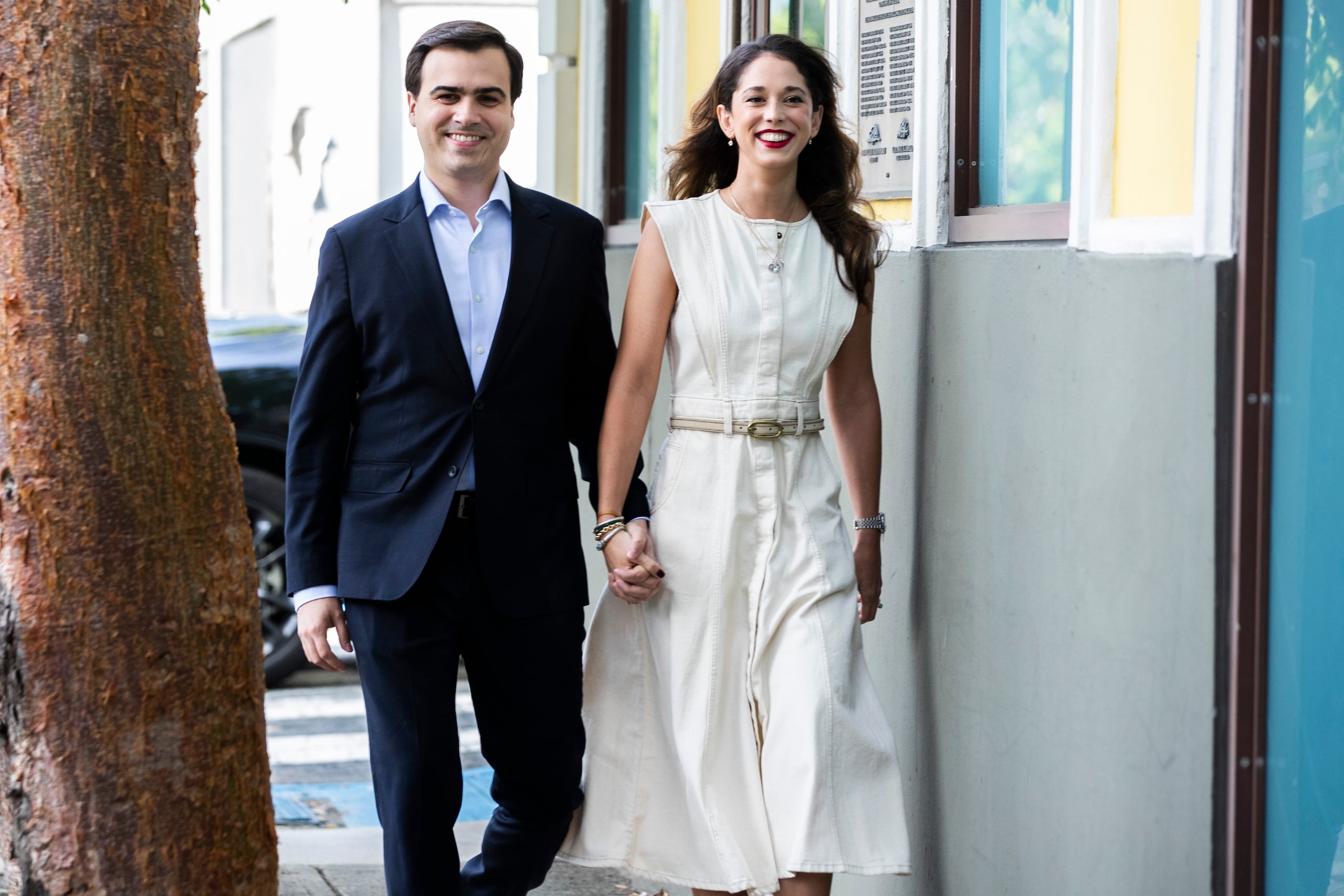 La pareja se casó en una ceramonia civil en el 2020 durante la pandemia.