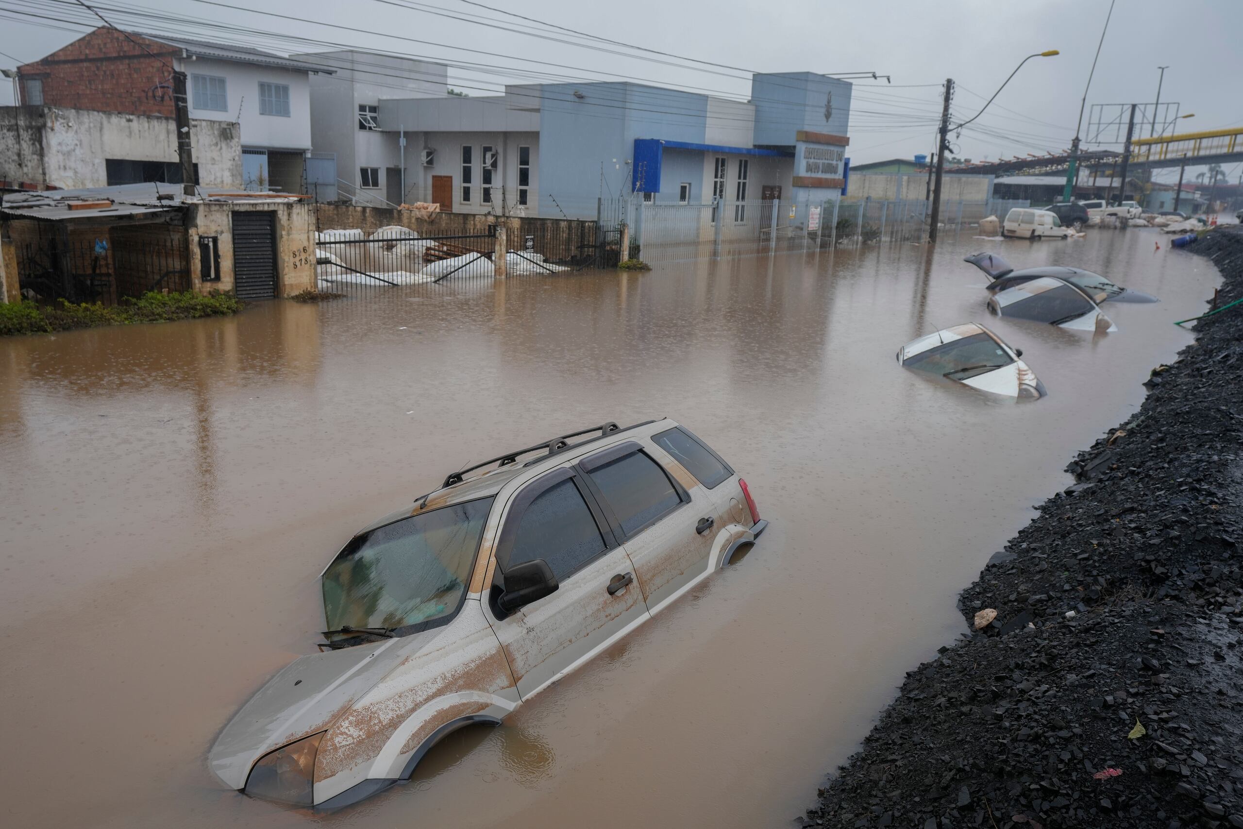 Las inundaciones en Sao Leopoldo, estado Rio Grande do Sul, Brasil, el 11 de mayo de 2024. (Foto AP/Andre Penner)