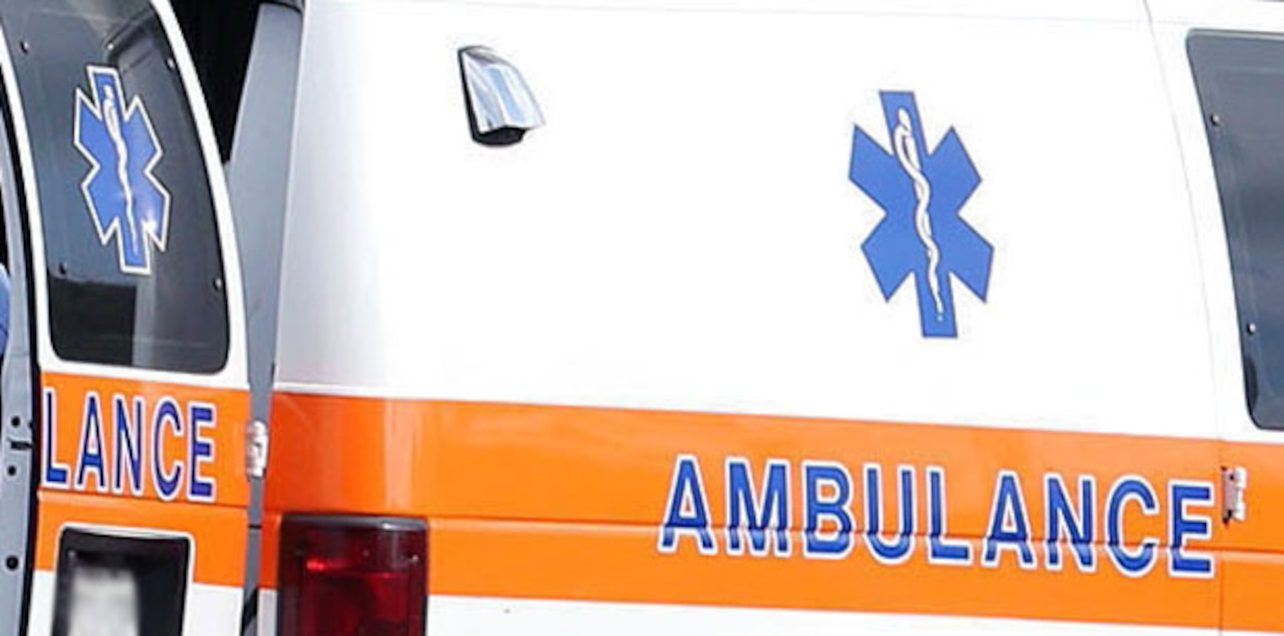 Vélez Madera fue transportado por paramédicos a una sala de emergencias donde le diagnosticaron tres heridas de bala con entrada y salida en sus piernas. Su condición es estable. (Archivo)