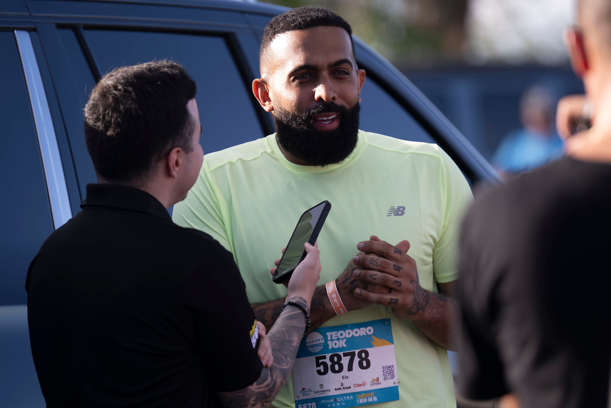 Eladio Carrión antes de correr en el 10K del Puente Teodoro Moscoso.