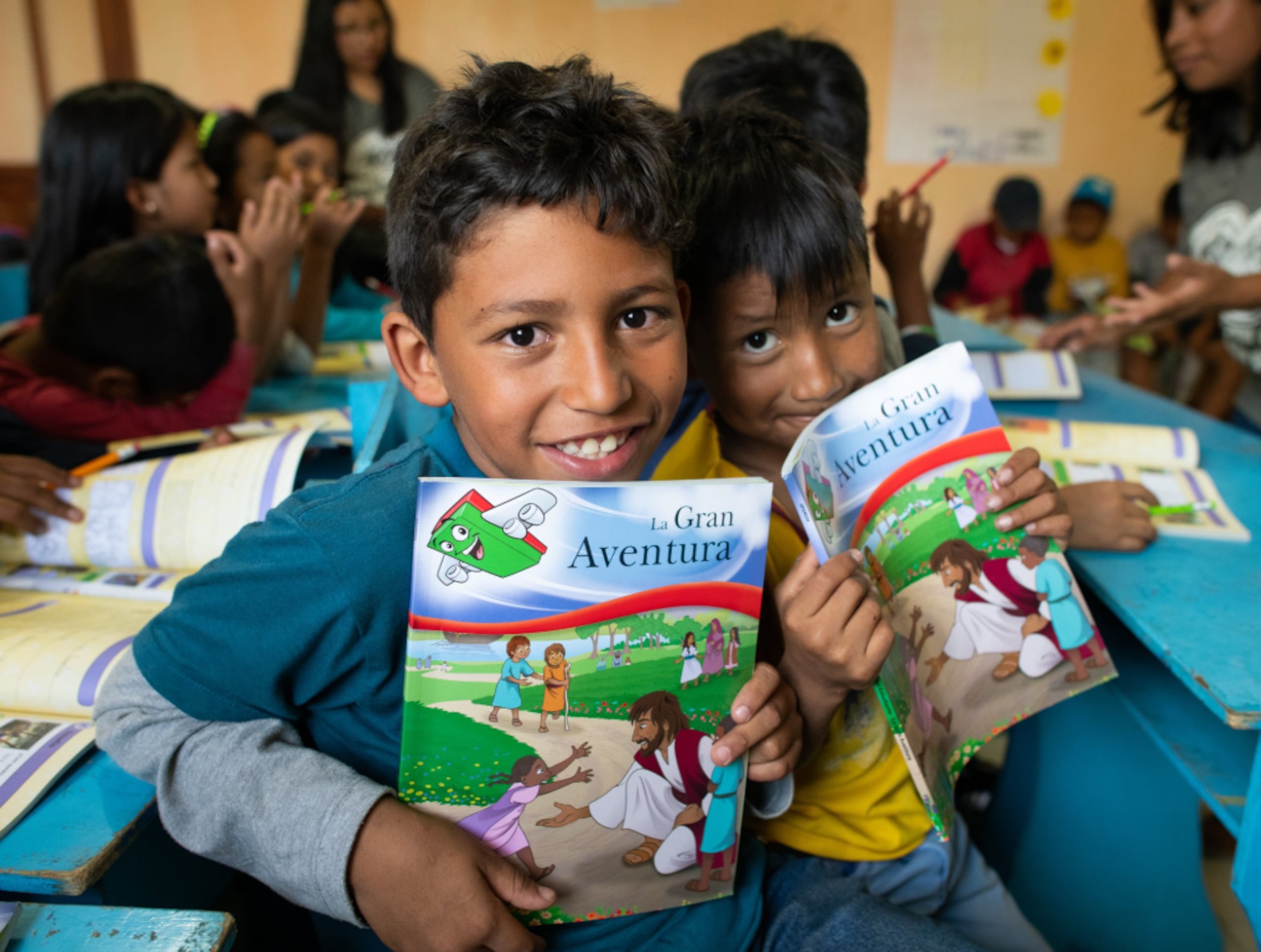 En la iniciativa, que inició ayer y se extiende hasta el 25 de noviembre, se recopilan juguetes, efectos escolares y productos de higiene personal.