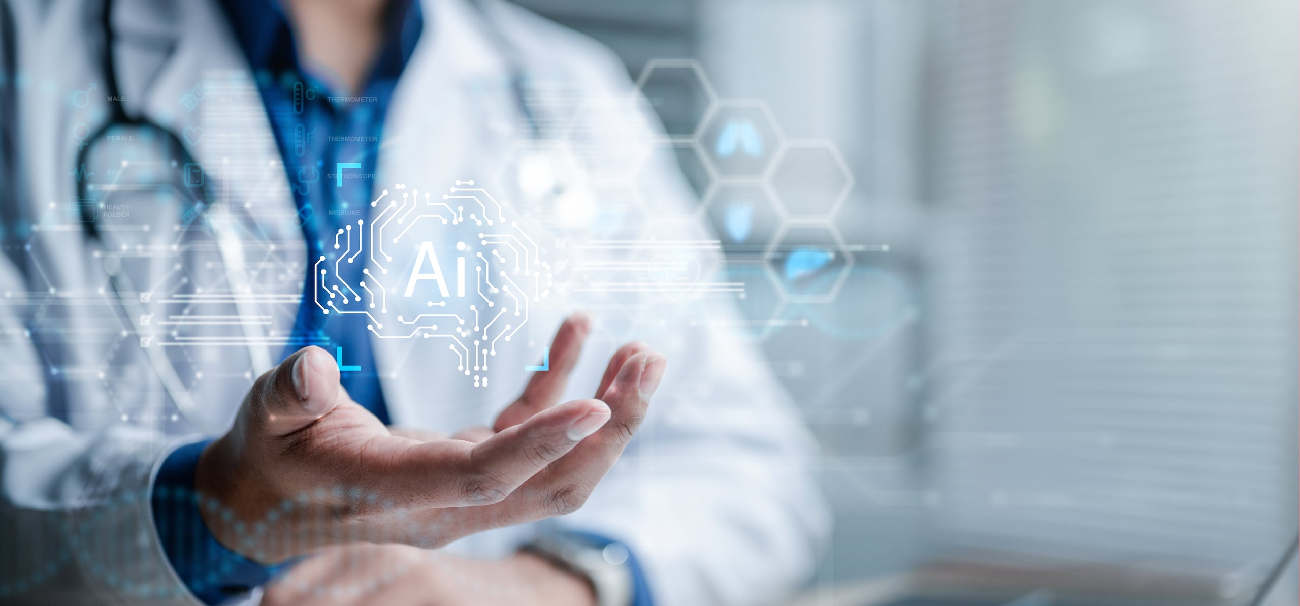 La inteligencia artificial está permitiendo analizar imágenes, datos clínicos y genómicos, lo que puede asistir a la detección de tumores antes, clasificar mejor los subtipos tumorales y predecir respuesta a tratamientos.