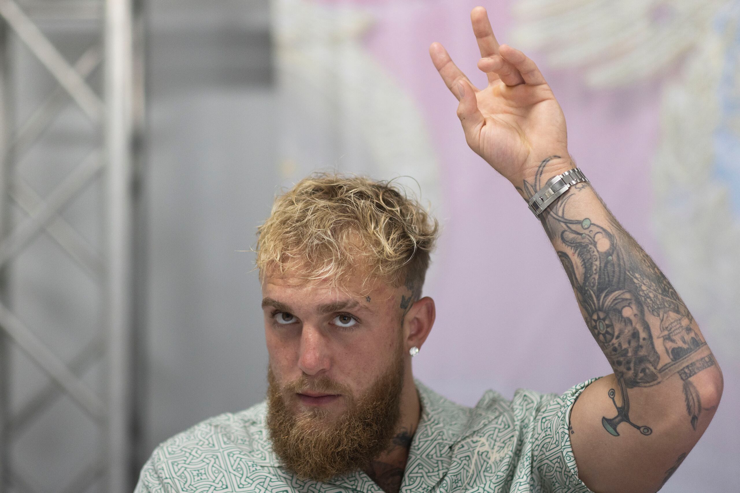 El proyecto de renovación de gimnasios parte de la Fundación Boxing Bullies de Jake Paul.