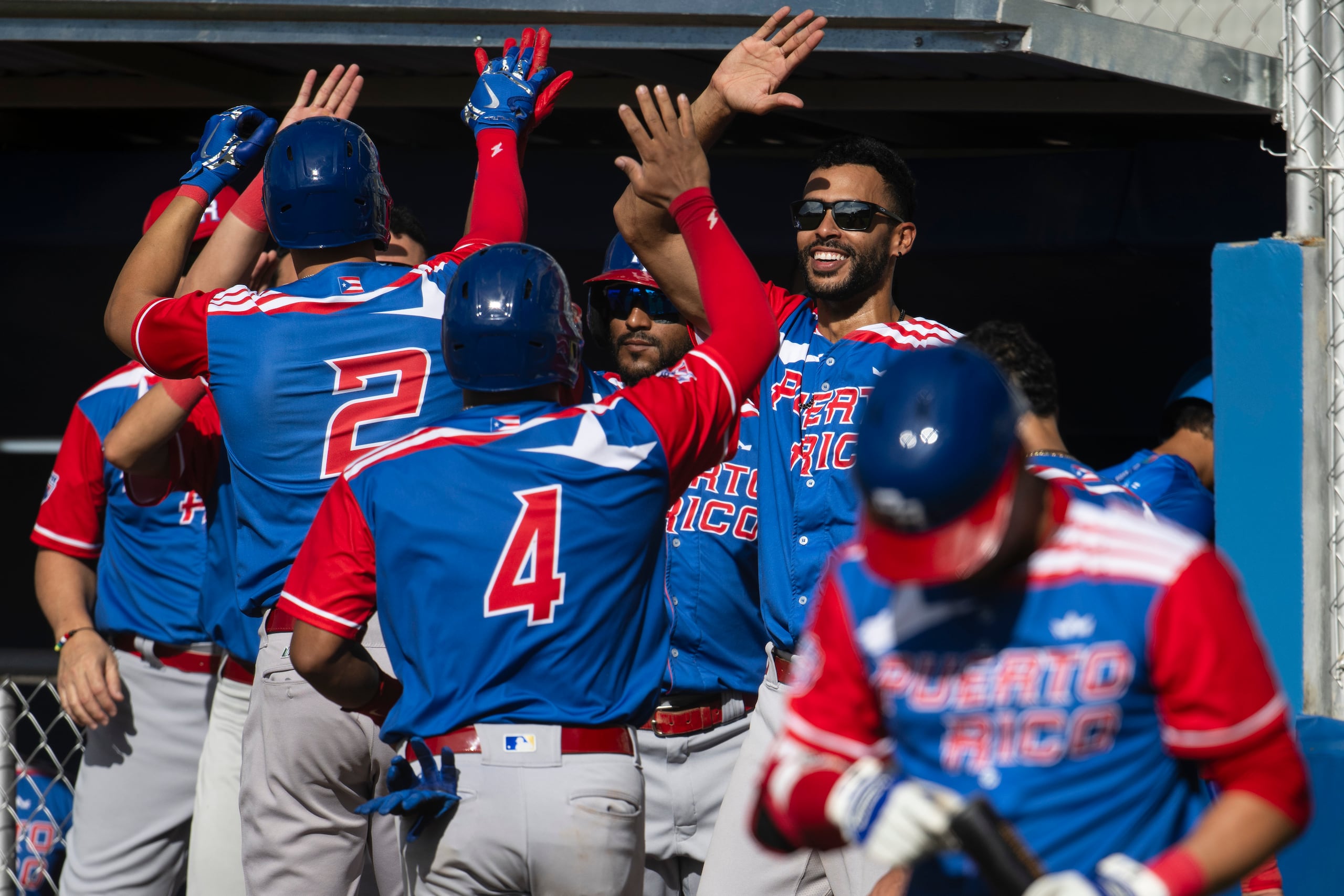 En uno de los mejores momentos del juego de hoy, Puerto Rico tuvo la carrera del empate en bases en la séptima entrada.