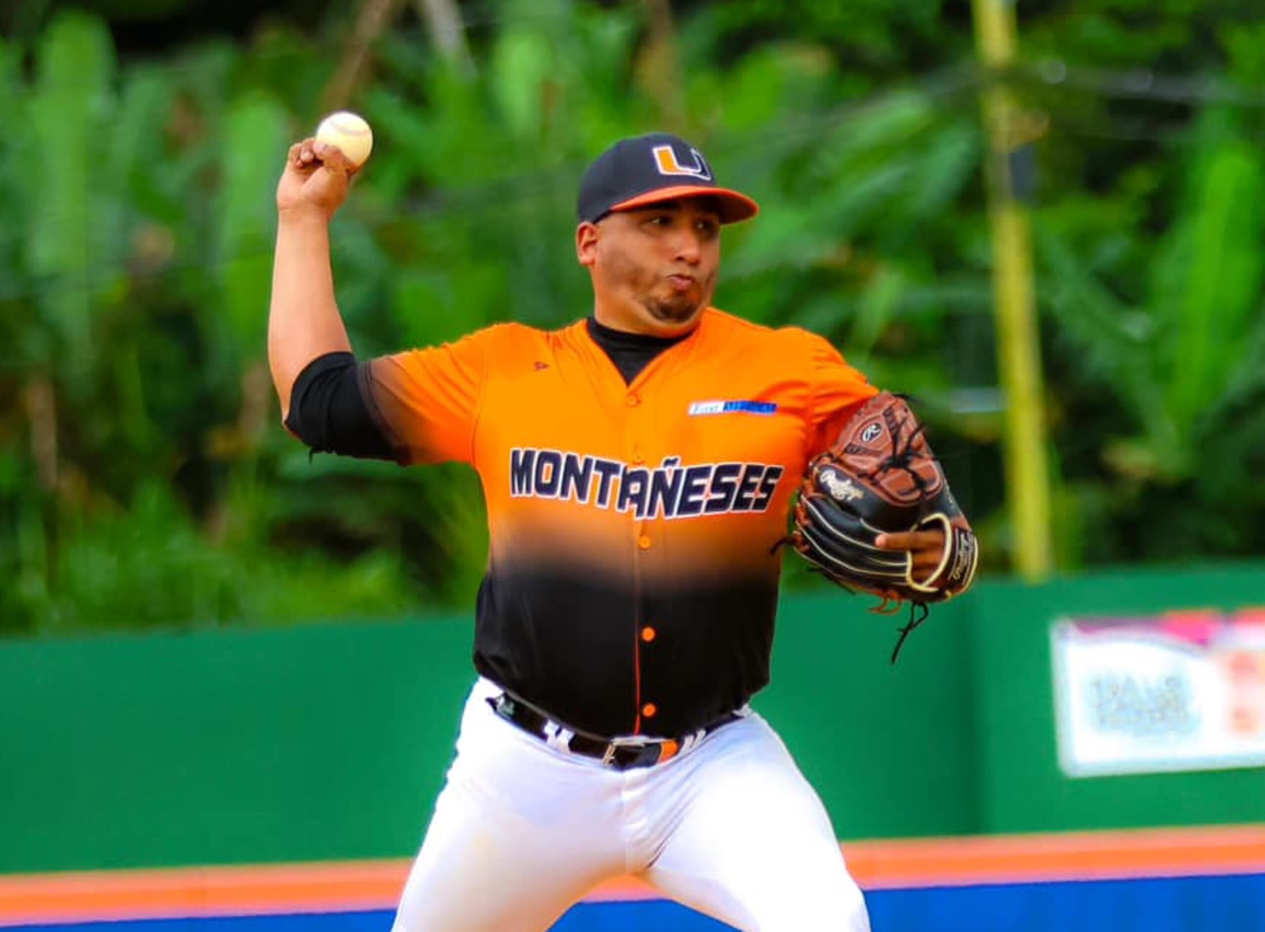 El lanzador Javier Schelmetty cubrió todo el camino por los Montañeses con ocho hits permitidos, una carrera y nueve ponches propinados.
