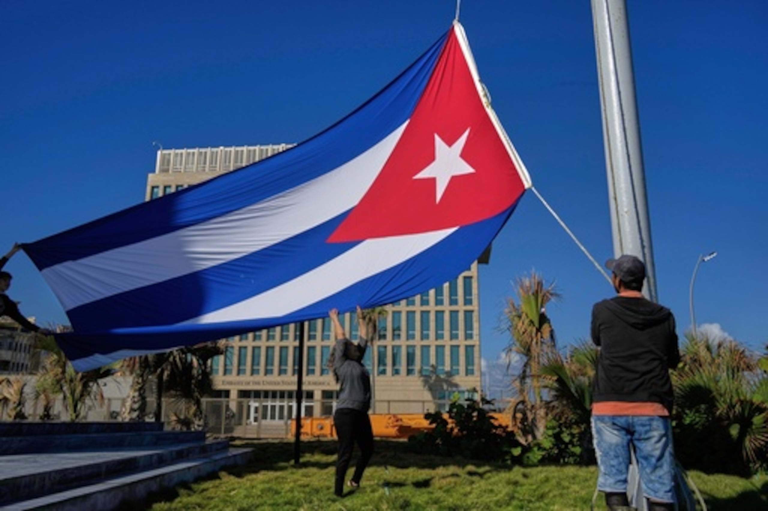 Buscan mantener bajo control a Cuba.