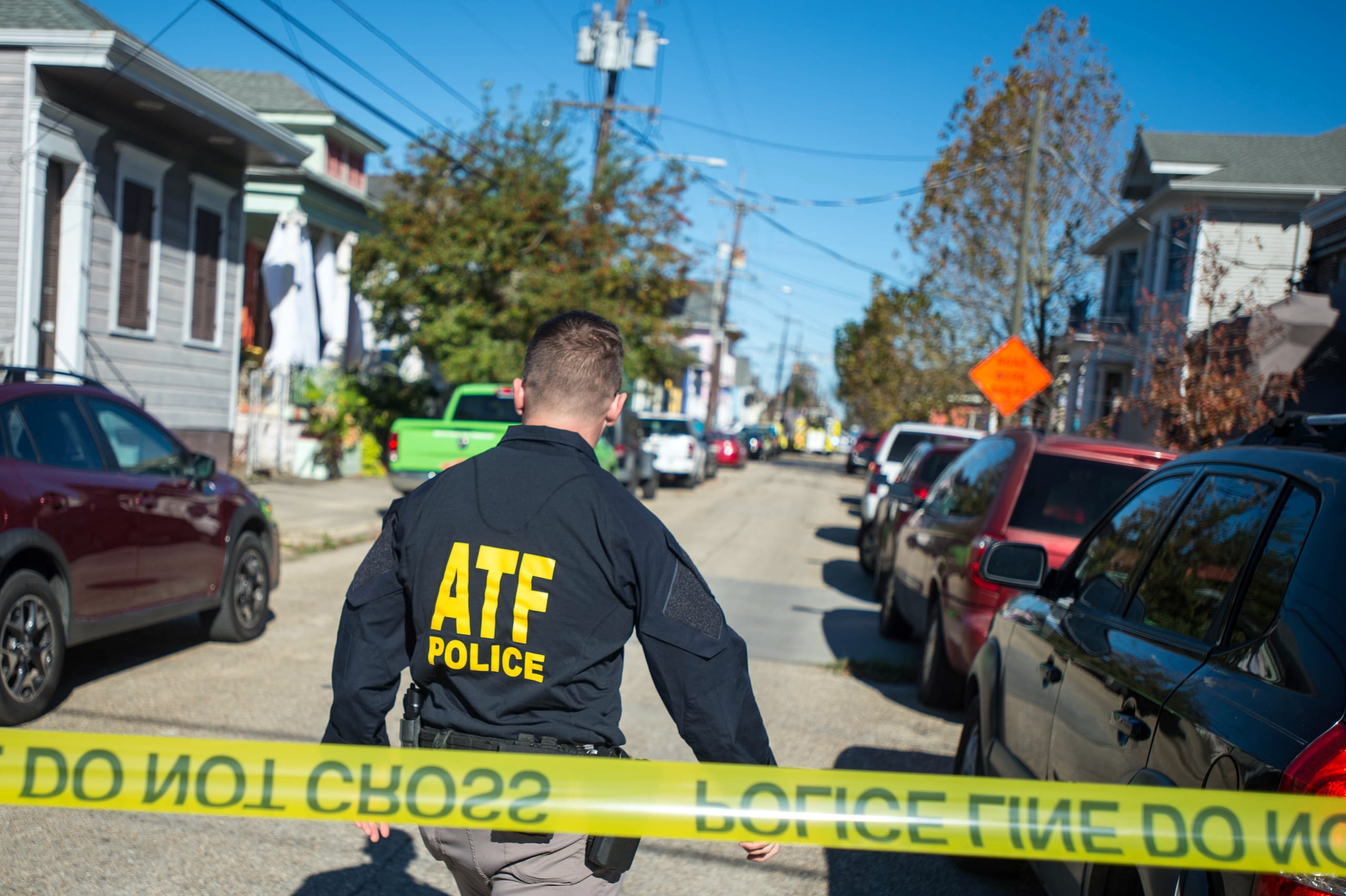 La Policía vigila después de que un automóvil embistiera a una multitud en Nueva Orleans, Louisiana, EE. UU., 01 de enero de 2025. EFE/EPA/SHAWN FINK