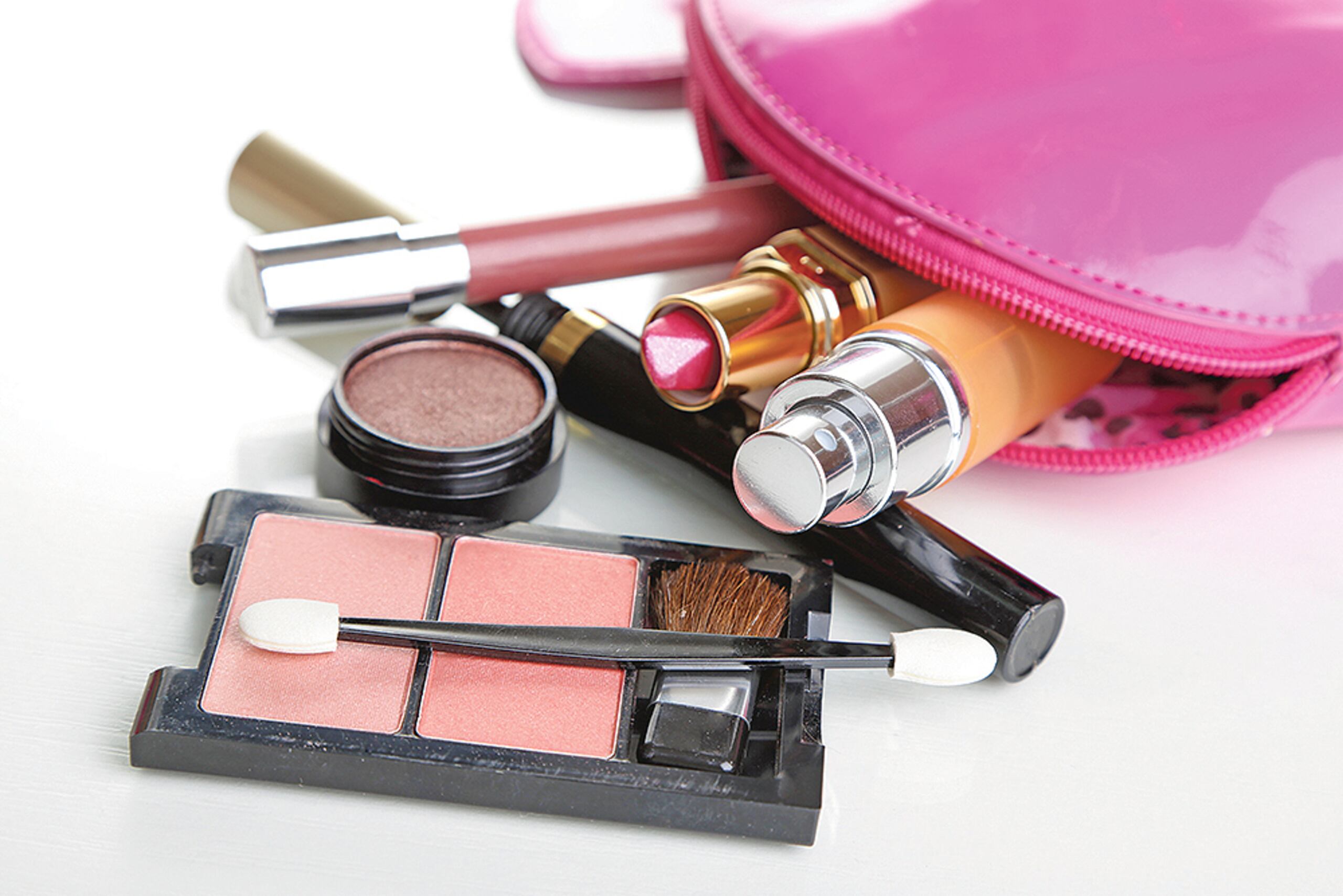 Las pruebas virtuales de maquillaje se impondrán en las nuevas prácticas de belleza.