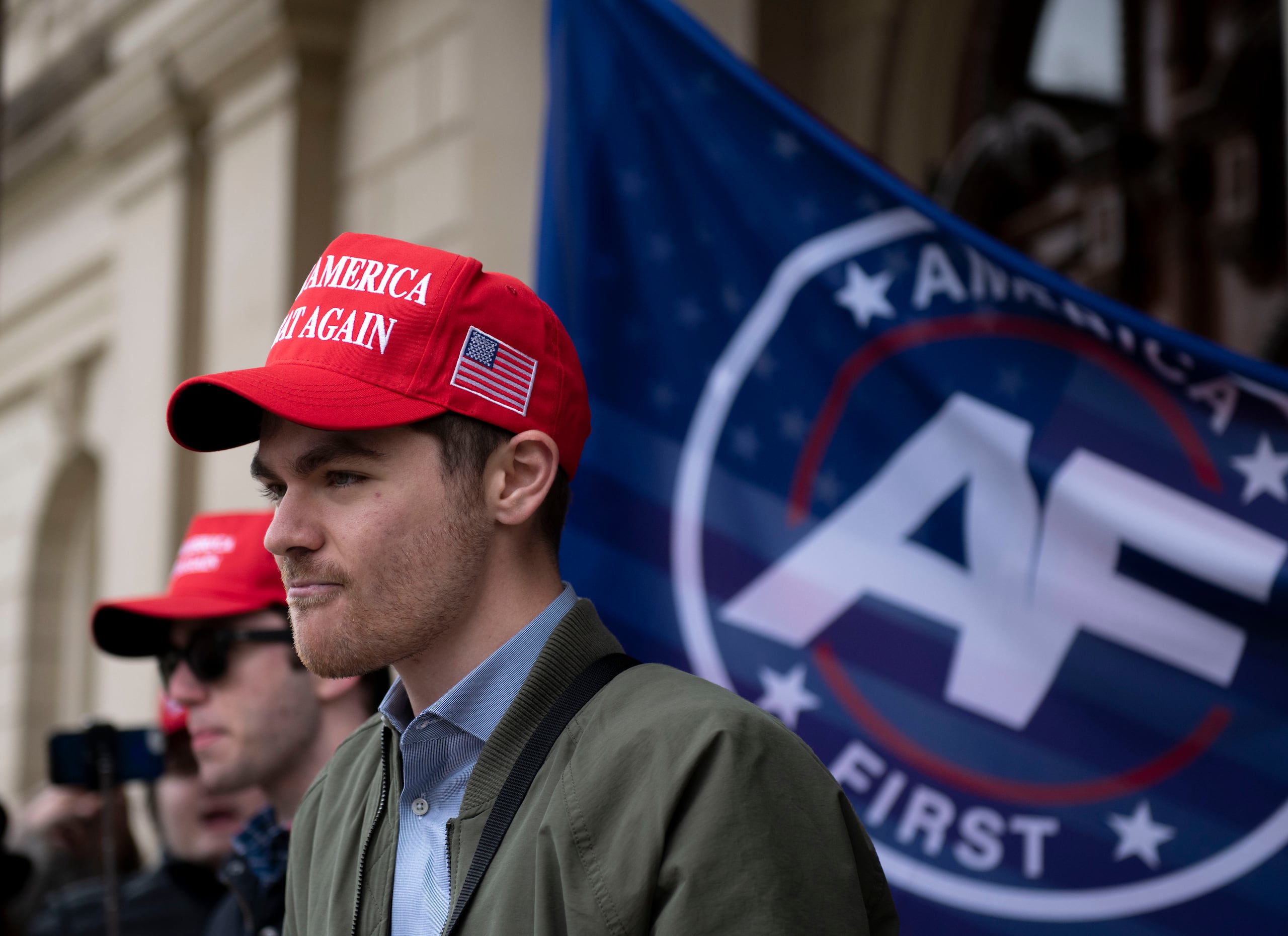 El activista ultraderechista Nick Fuentes (Nicole Hester/Mlive.com/Ann Arbor News vía AP/Archivo)