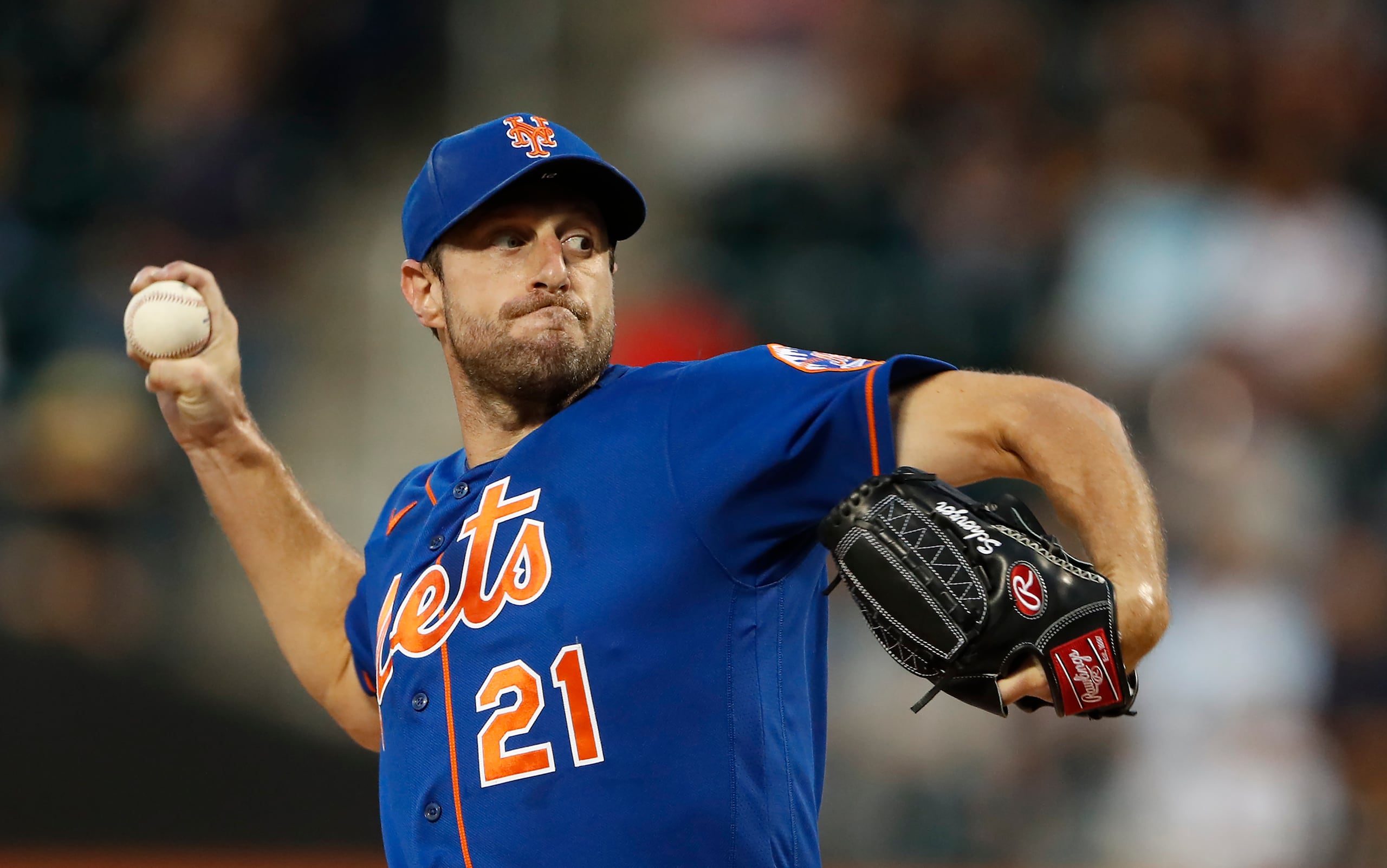 Scherzer parece saludable porque ha hecho 19 salidas en la temporada.