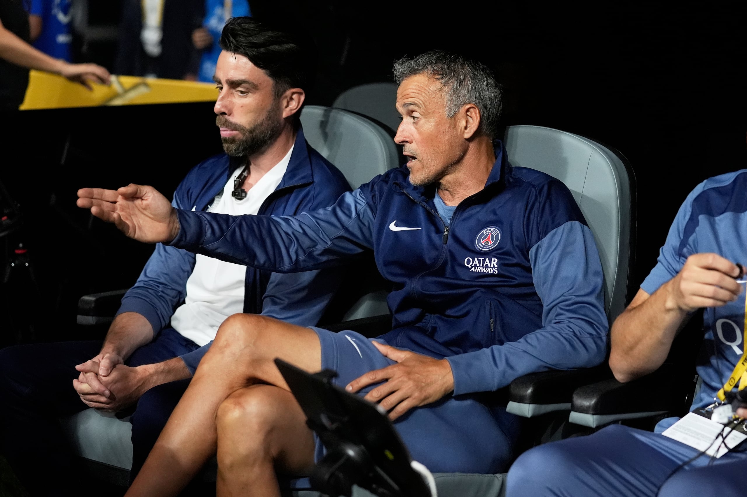 El técnico Luis Enrique del Paris Saint-Germain durante el partido contra Inter Miami en los octavos de final del Mundial de Clubes.