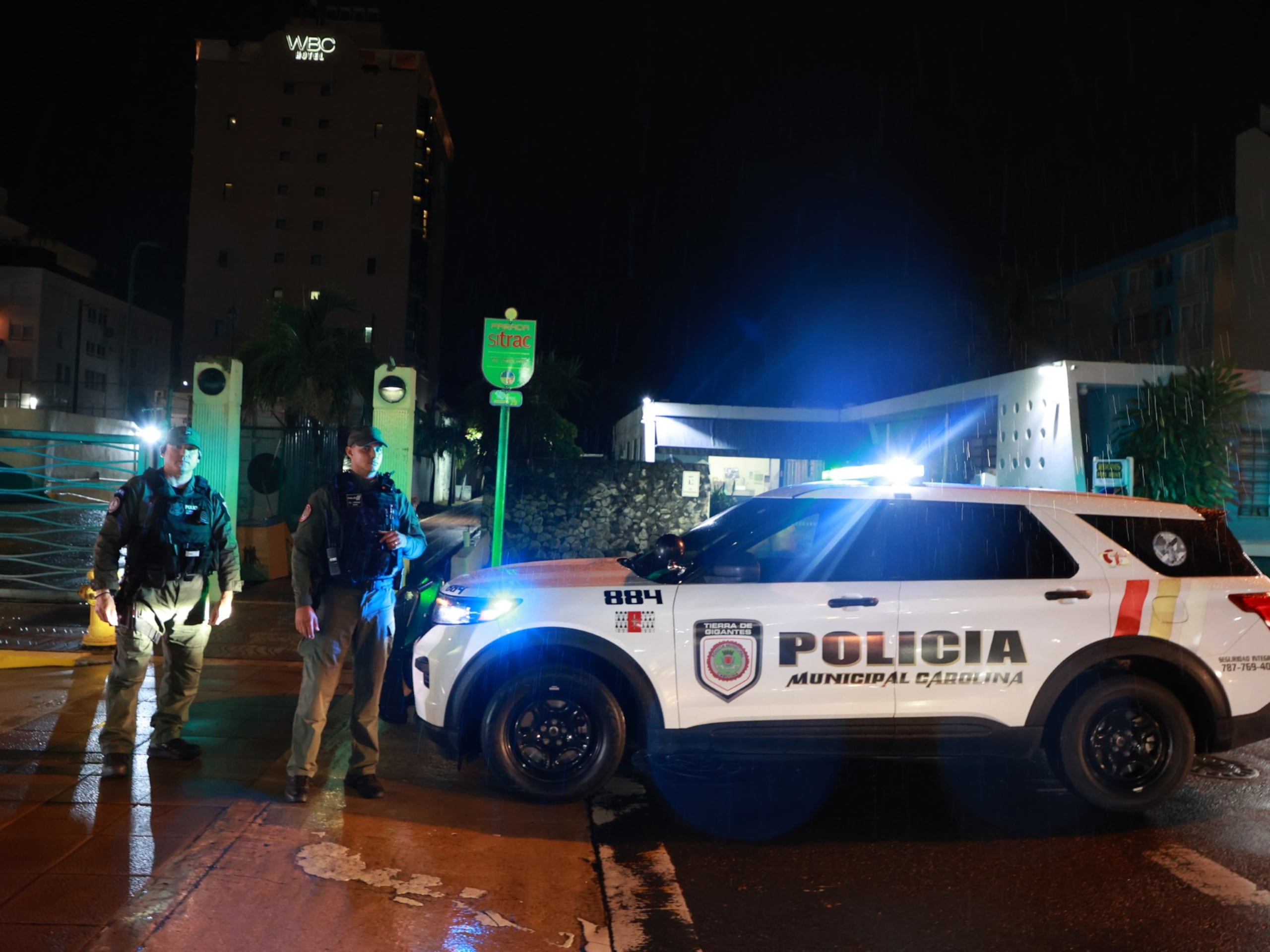 El municipio de Carolina activó a más de 100 policías municipales de Carolina para velar porque prevalezca el orden durante la tradicional celebración de la Noche de San Juan.