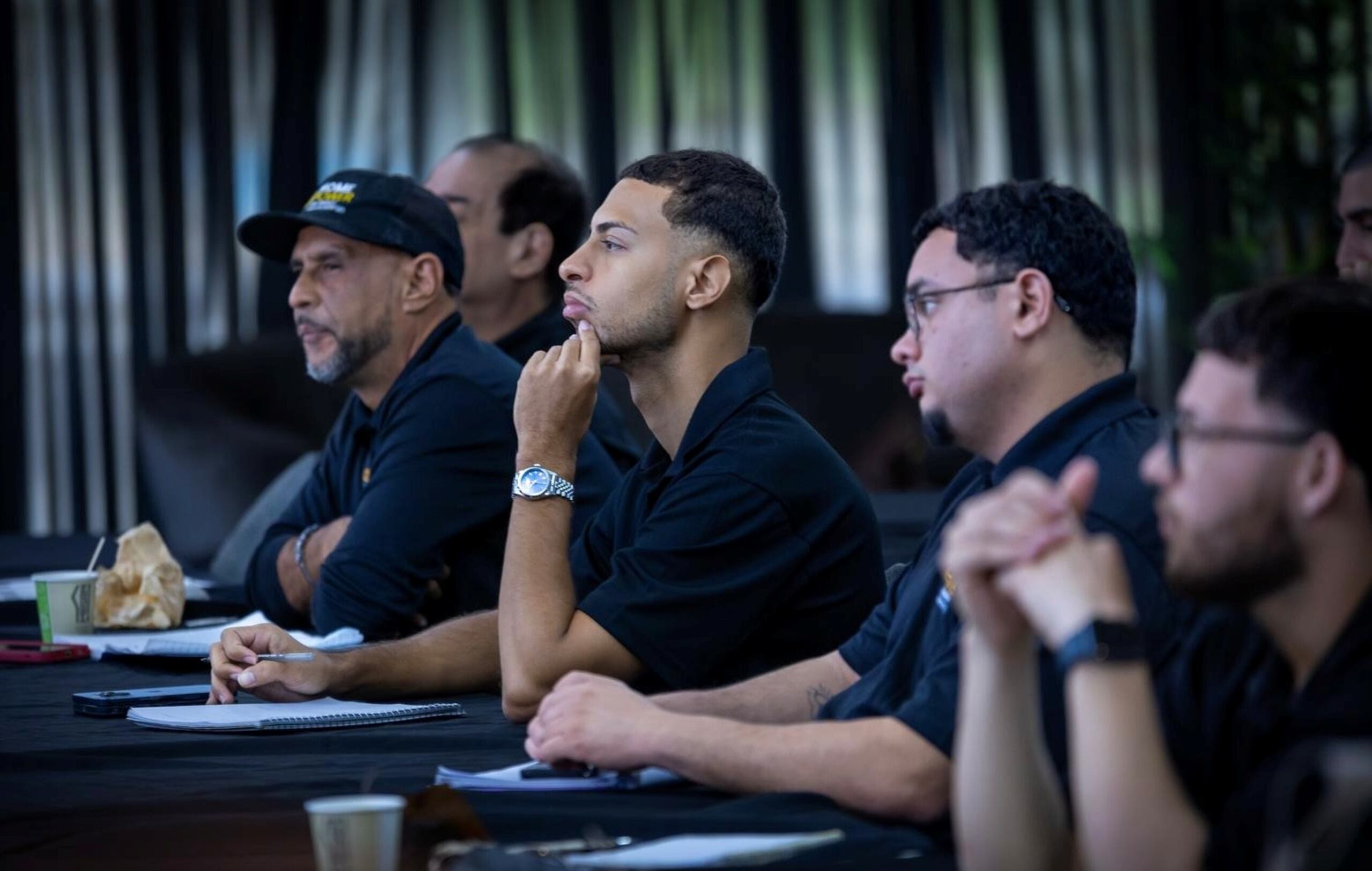 Gracias al compromiso y el desempeño de sus consultores, Home Power Sun Energy se encuentra entre los líderes de la industria de la energía solar.