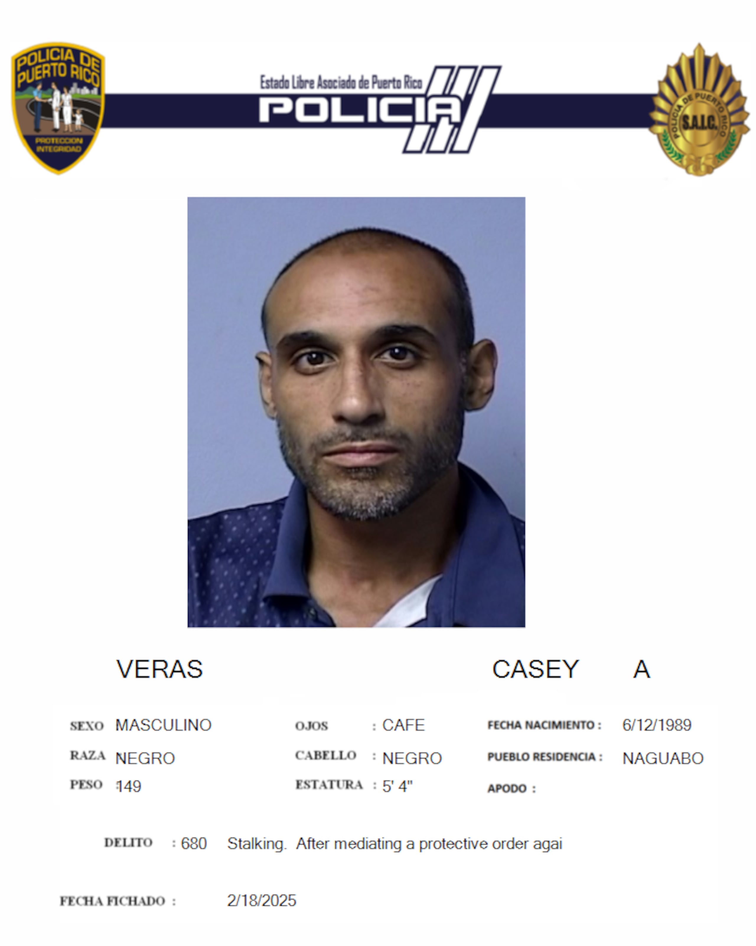 Casey A. Vera, enfrenta cargos por violar una orden de protección.
